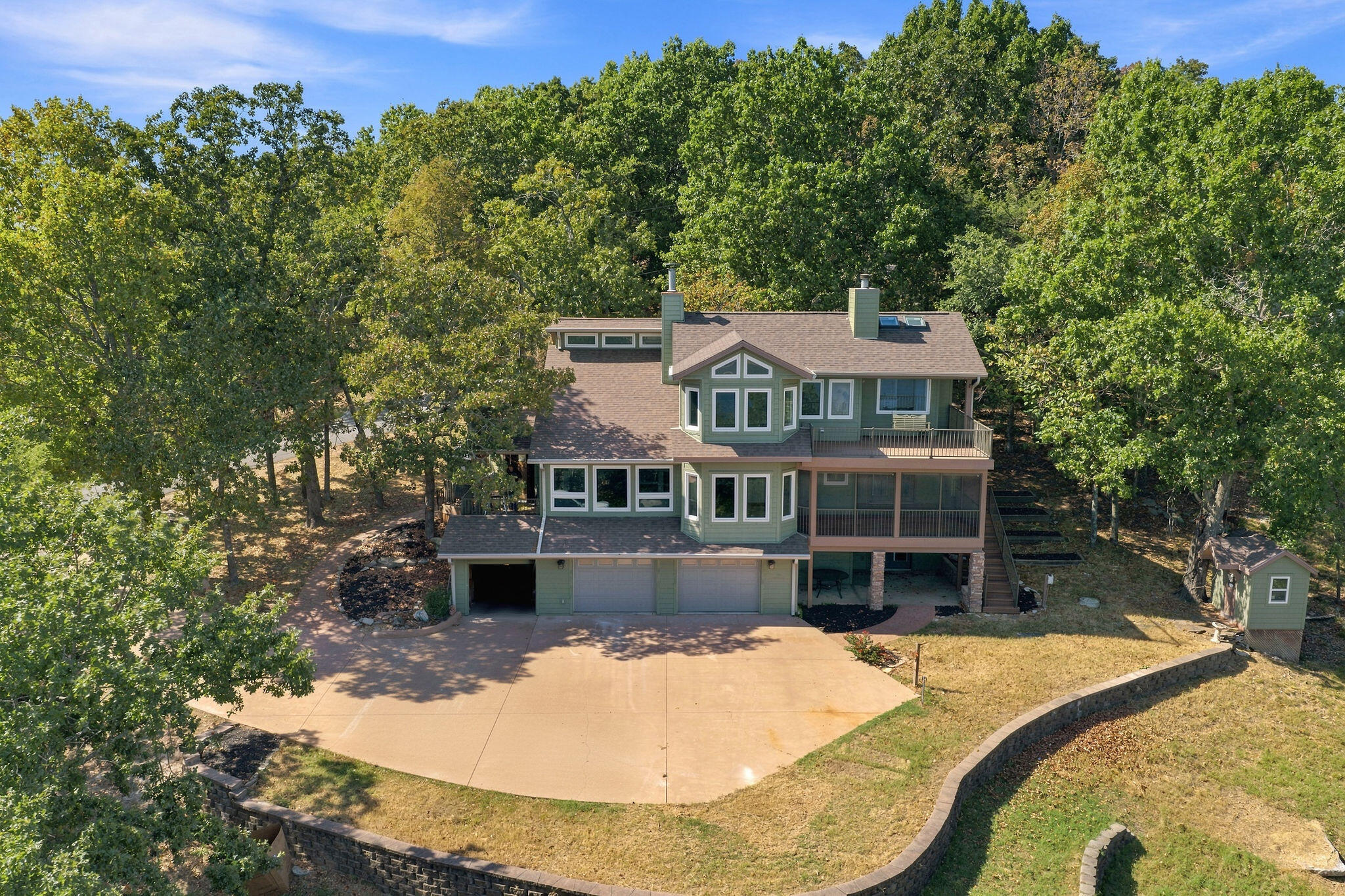 437 Waterfield Drive Property Photo 4