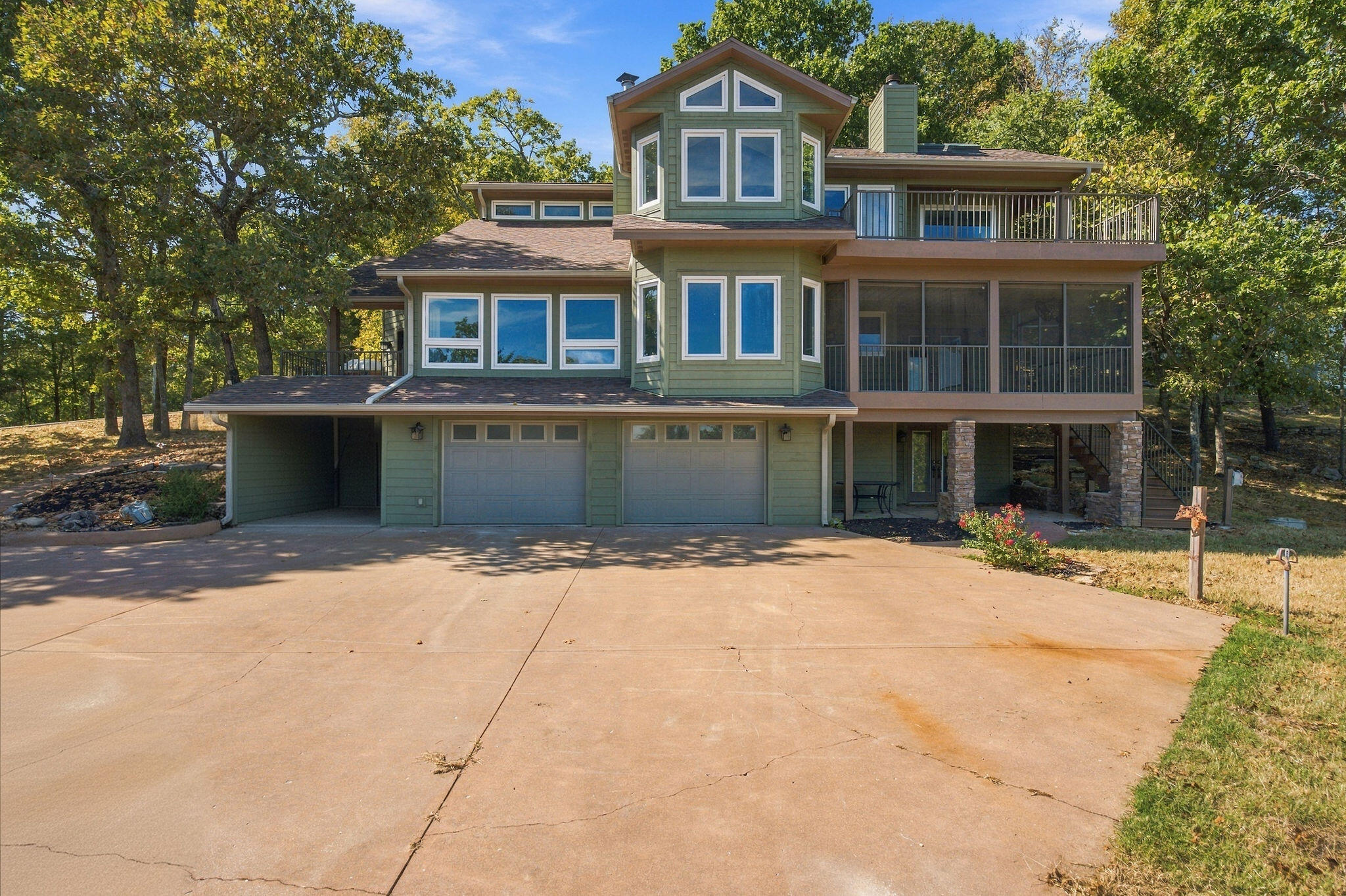 437 Waterfield Drive Property Photo 8
