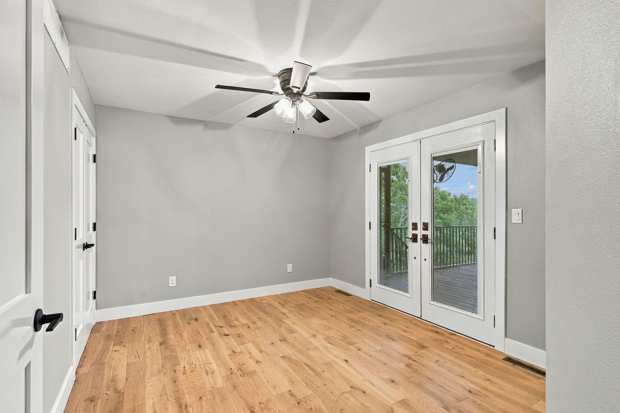 437 Waterfield Drive Property Photo 28
