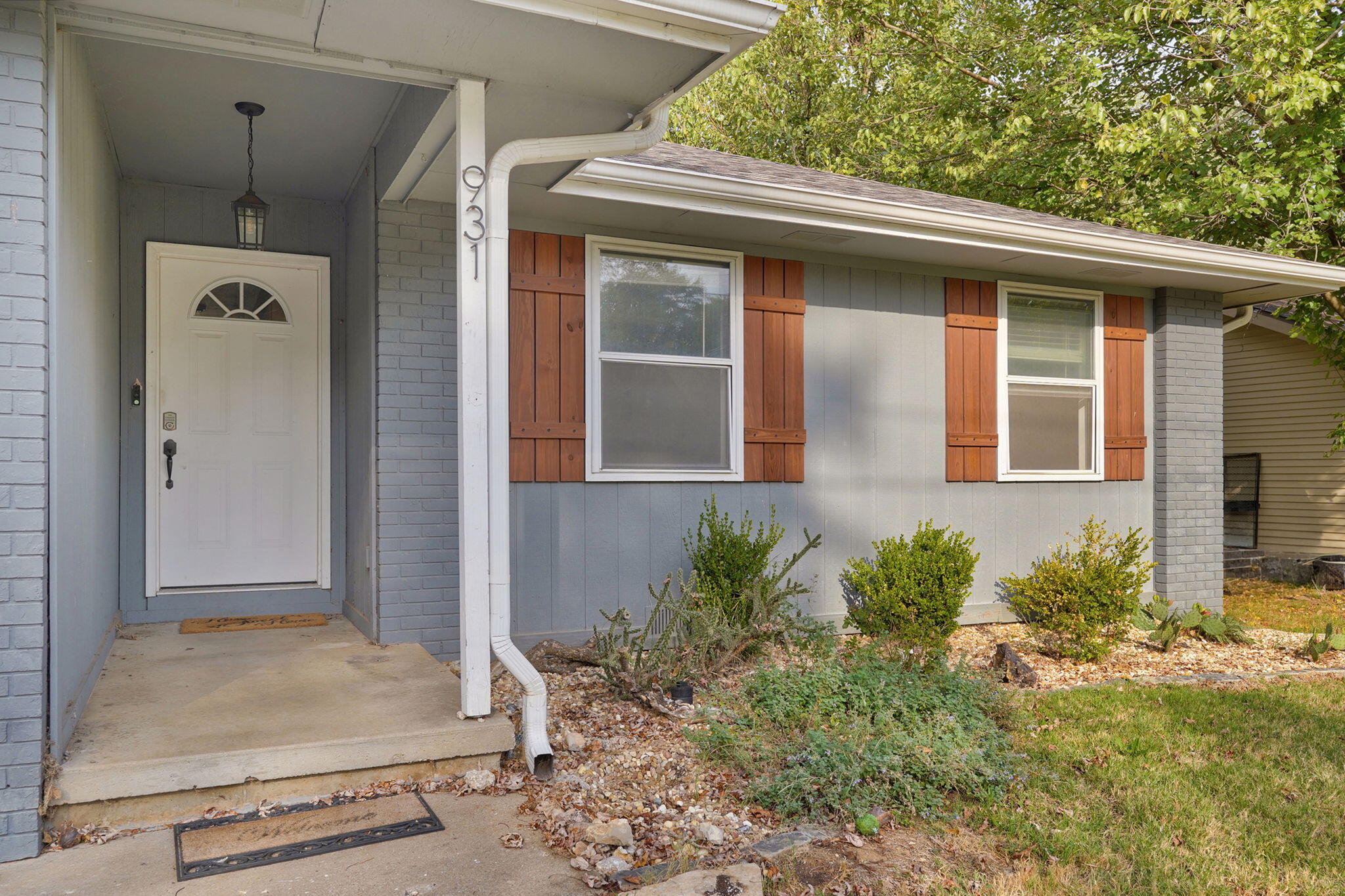 931 South Main Avenue Property Photo 3