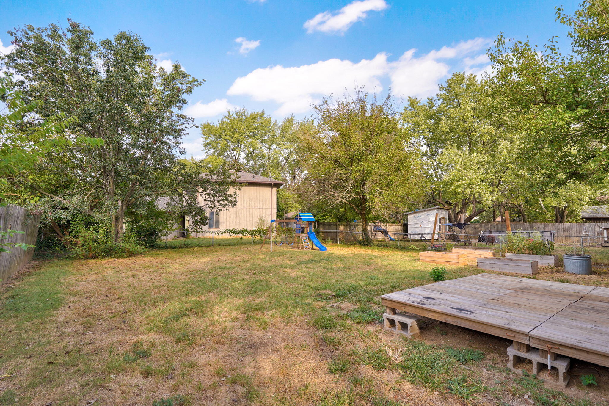 931 South Main Avenue Property Photo 19