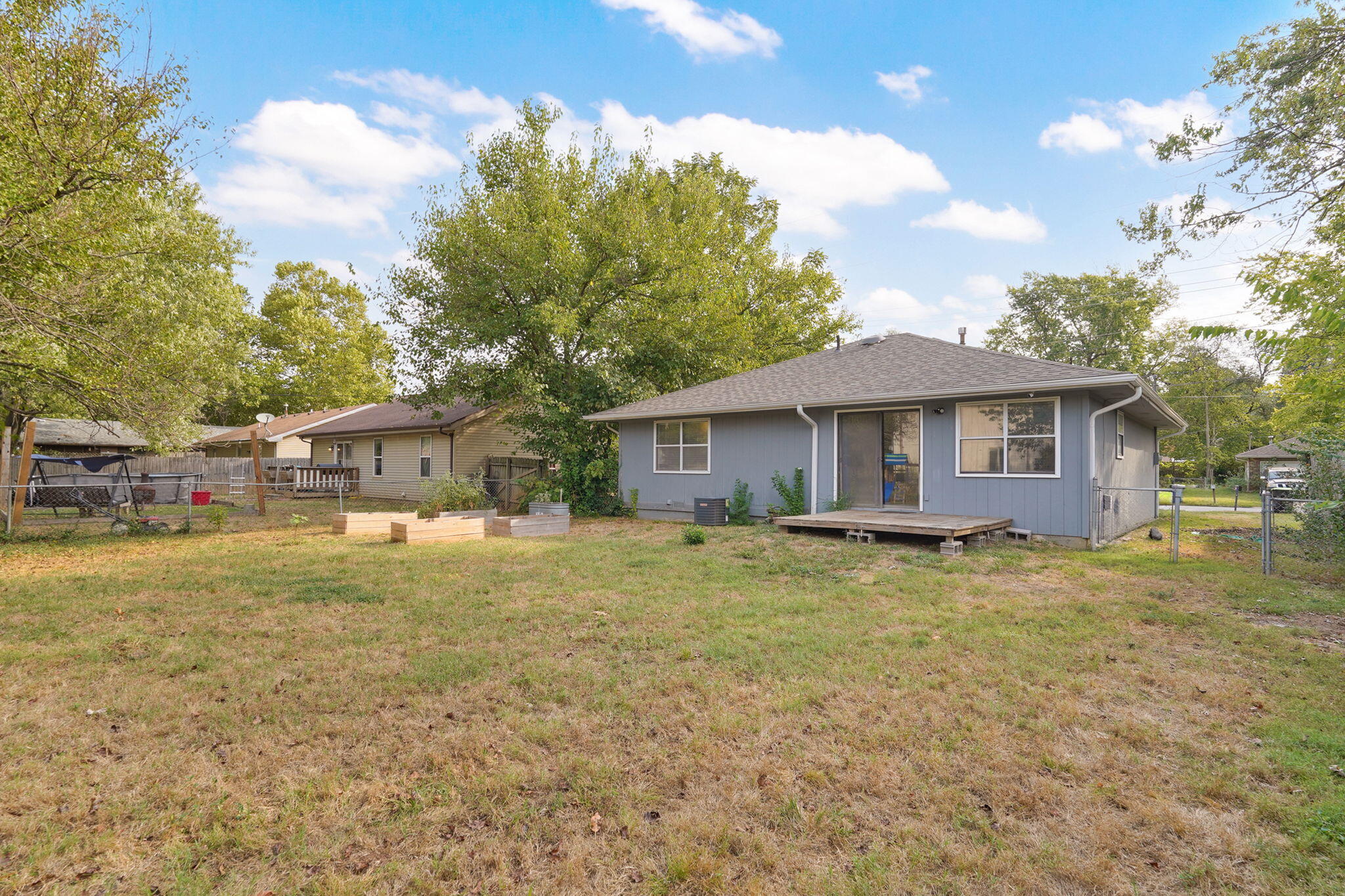 931 South Main Avenue Property Photo 21