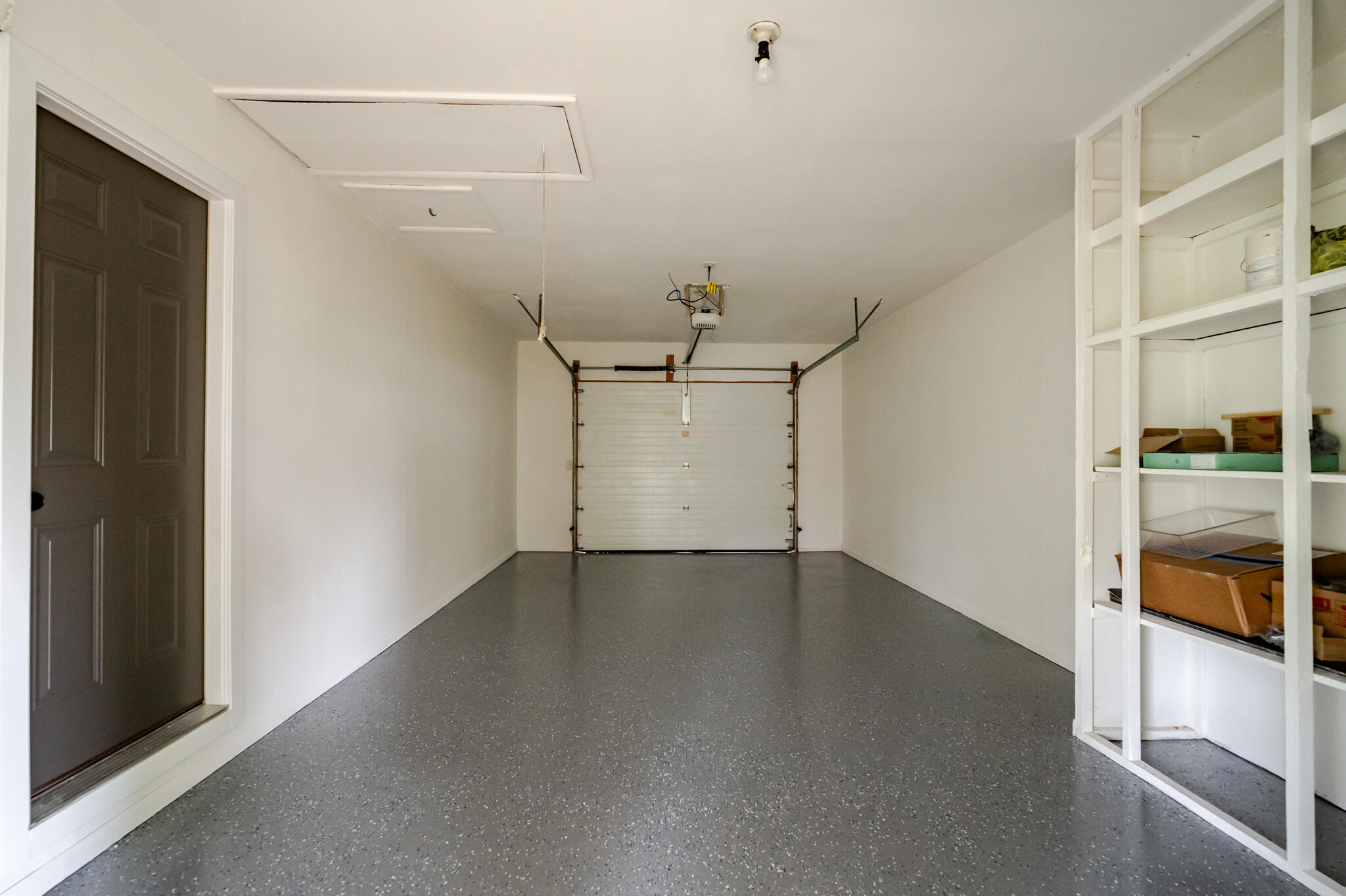 908 West Elm Street Property Photo 21