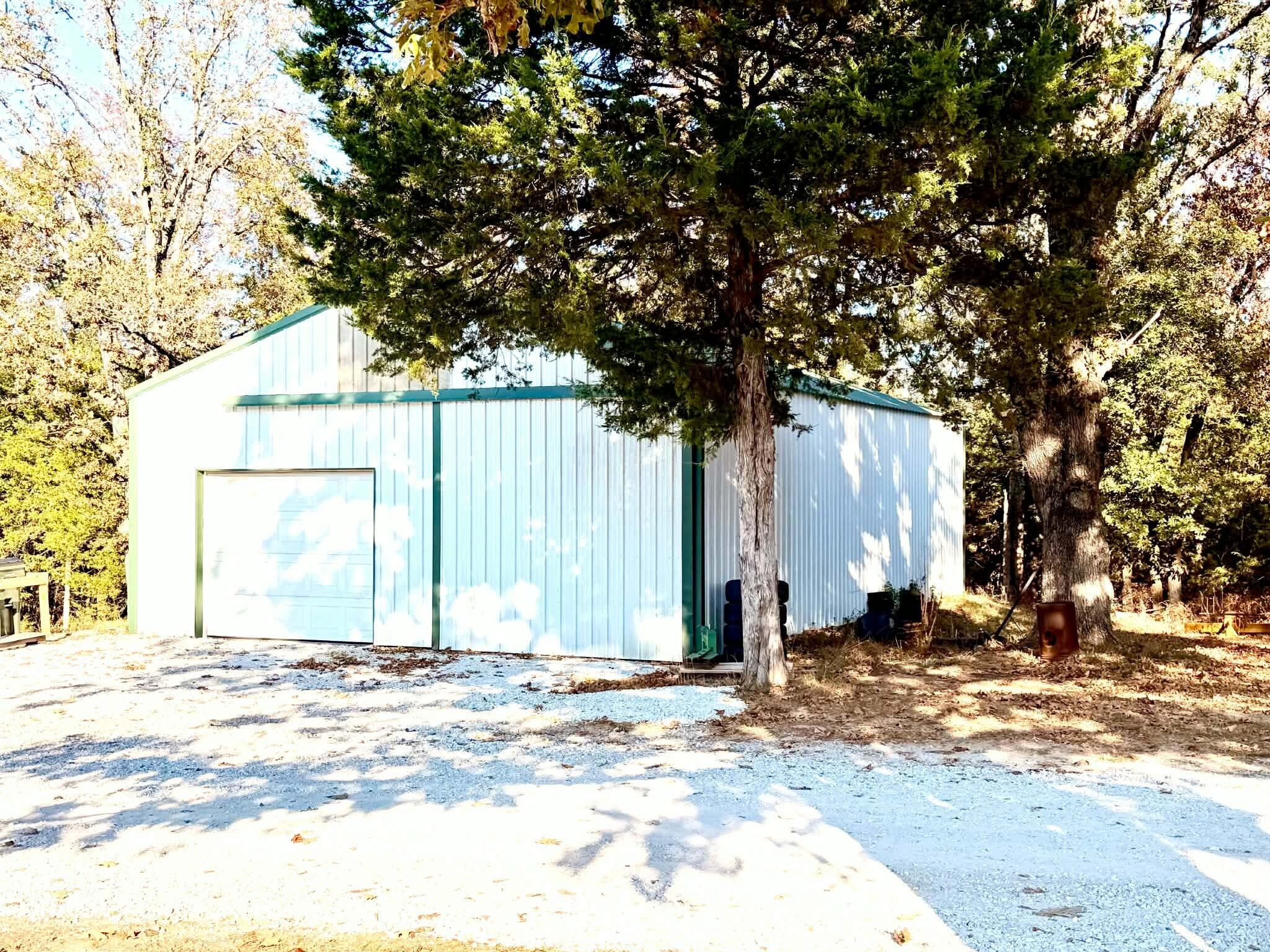 20315 East Hwy H Property Photo 8