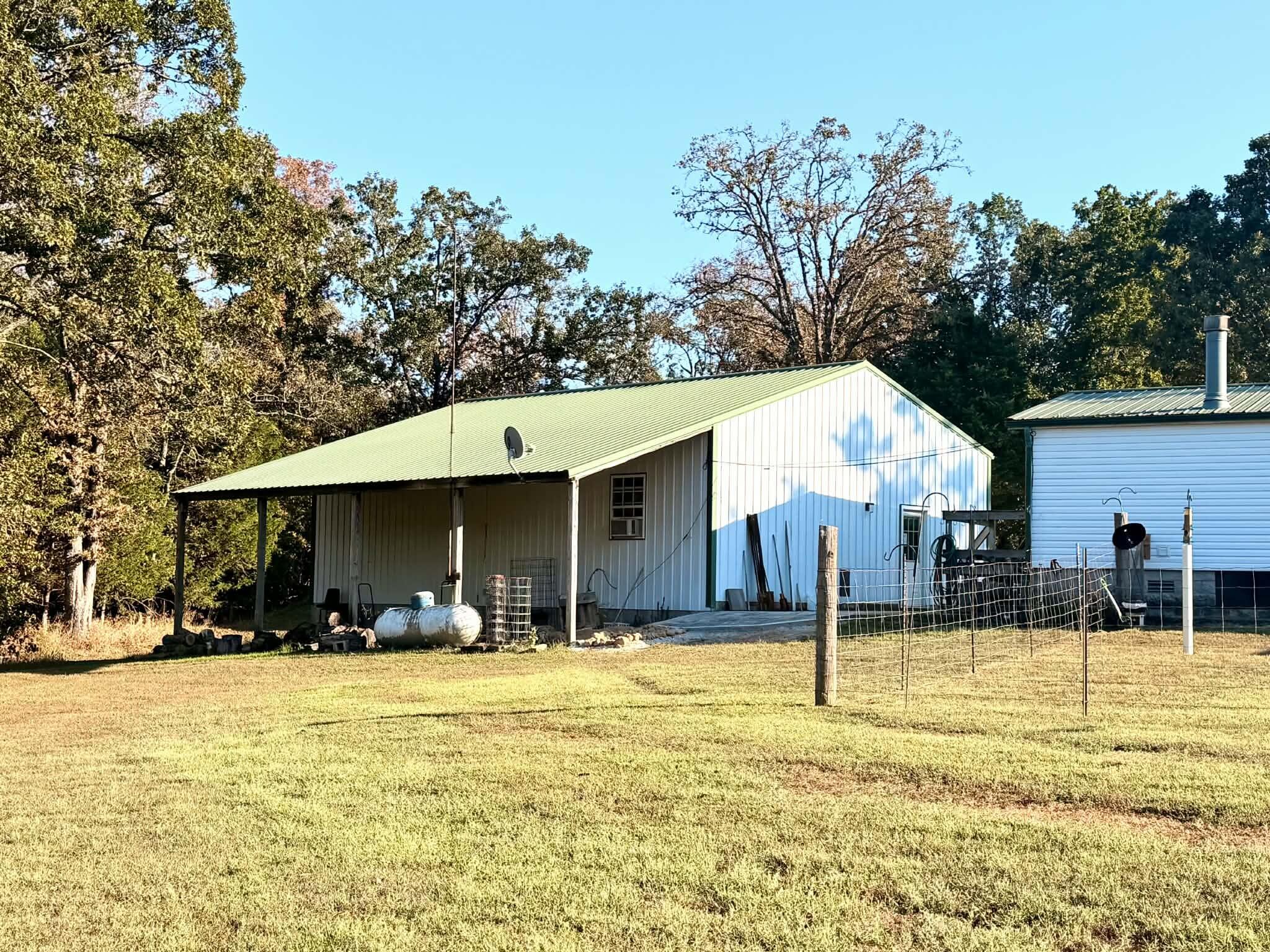 20315 East Hwy H Property Photo 10