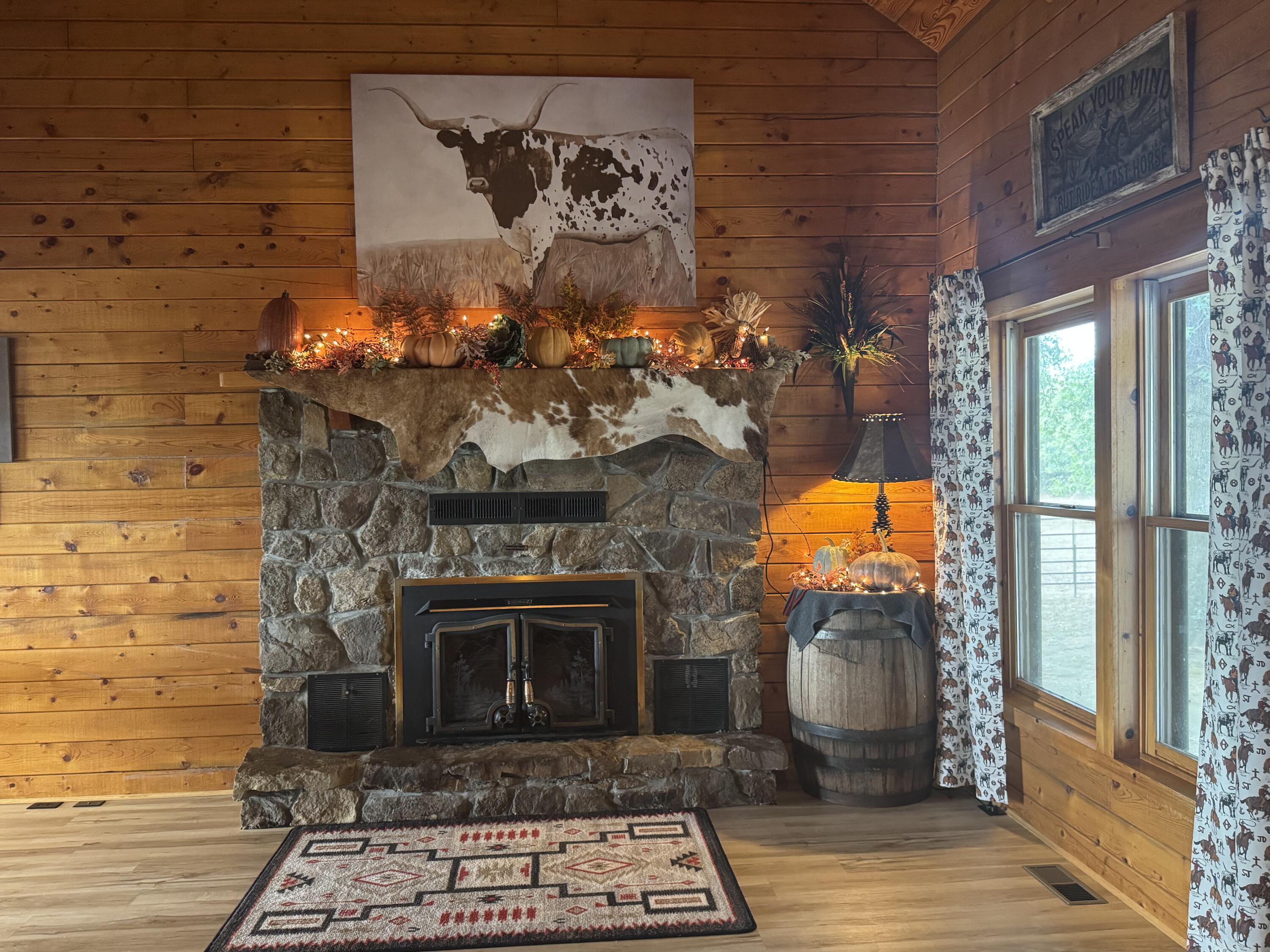 4452 South 70th Road Property Photo 6