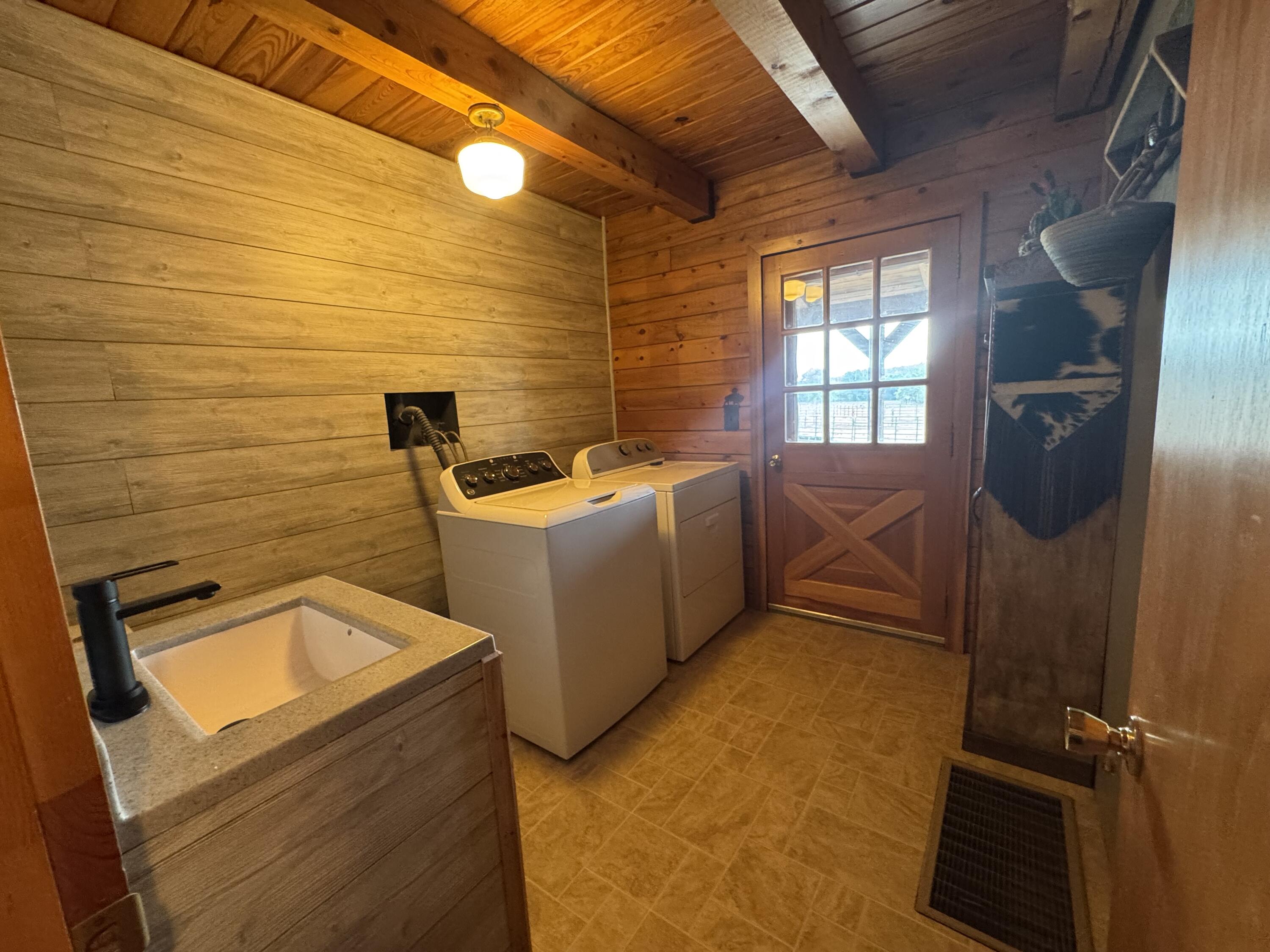 60335459 Property Photo 31