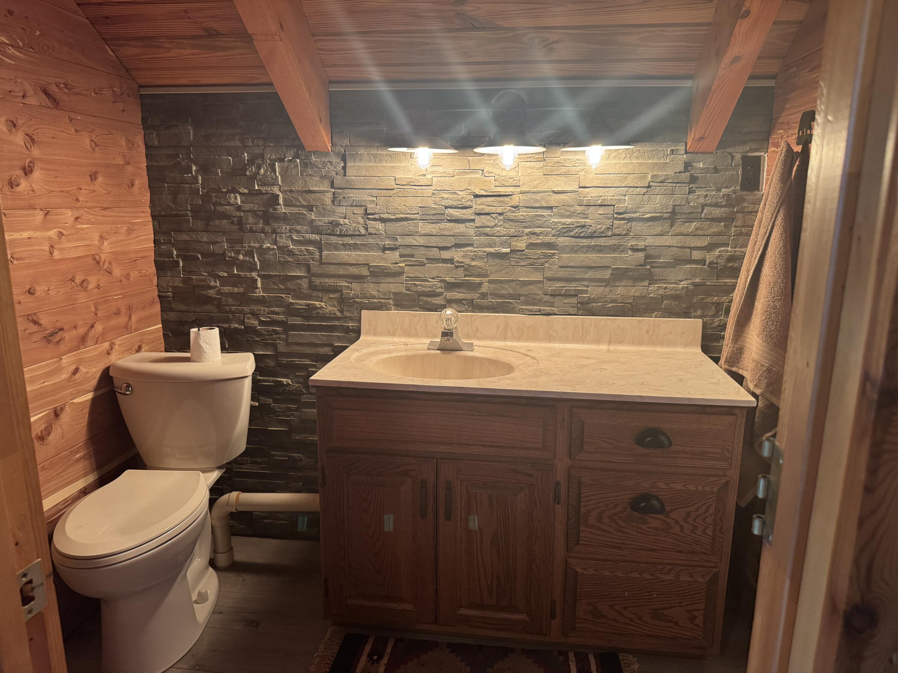 60335459 Property Photo 44