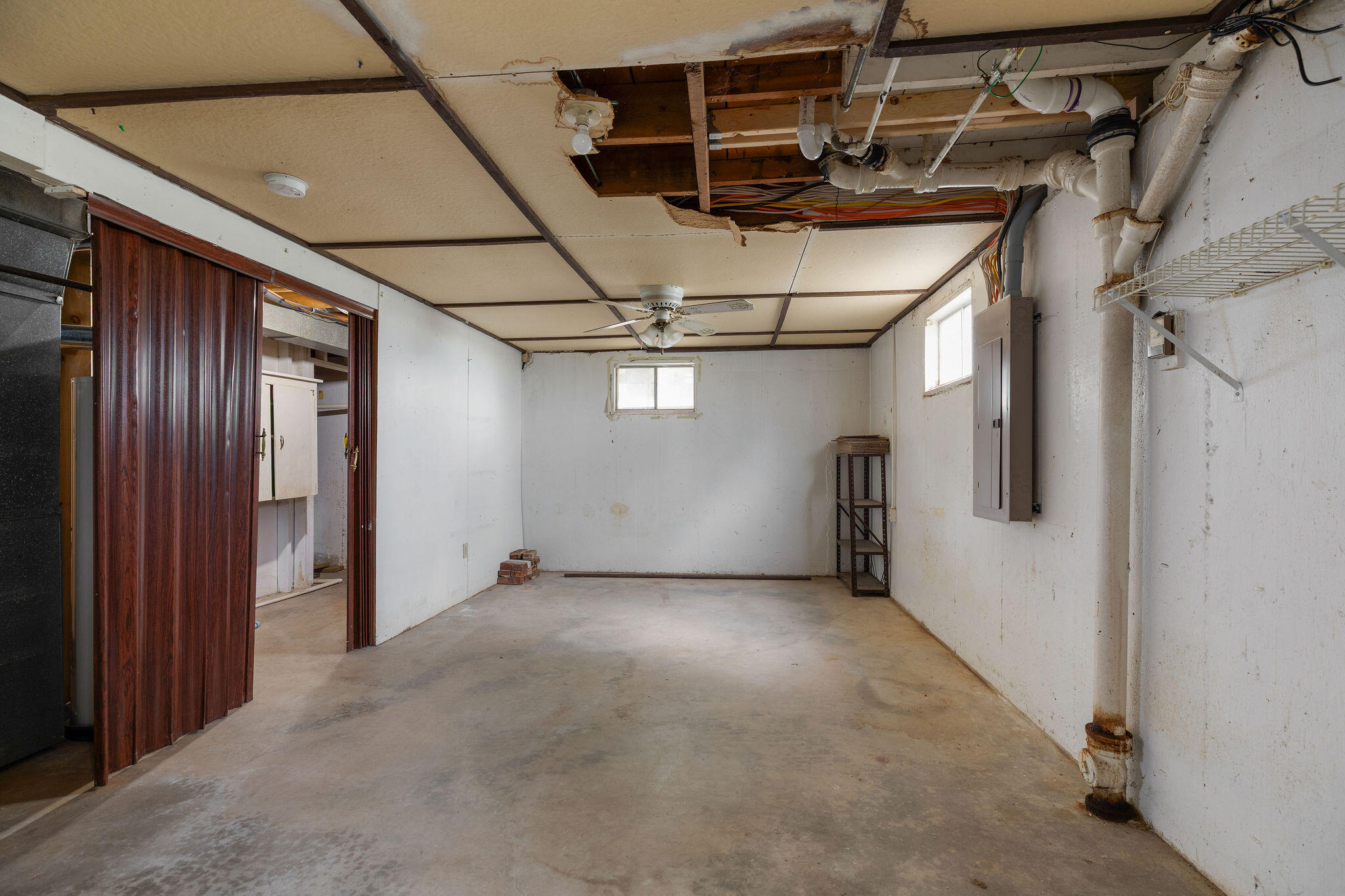 2037 North Weller Avenue Property Photo 17