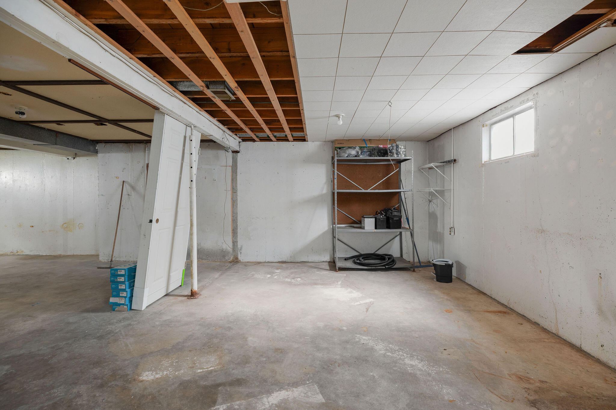 2037 North Weller Avenue Property Photo 19