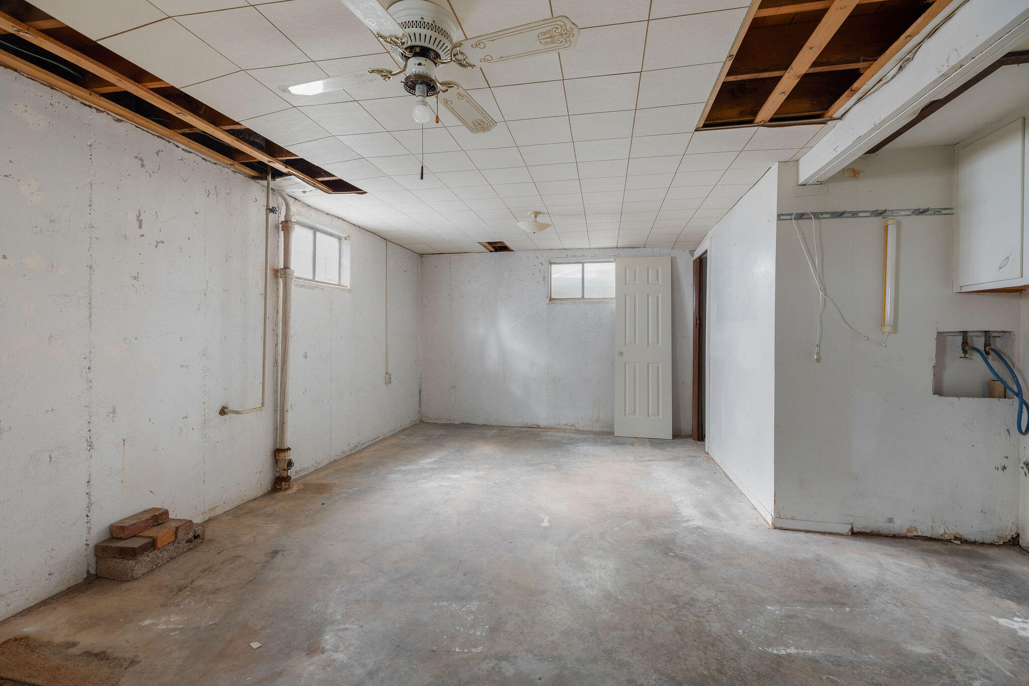 2037 North Weller Avenue Property Photo 20