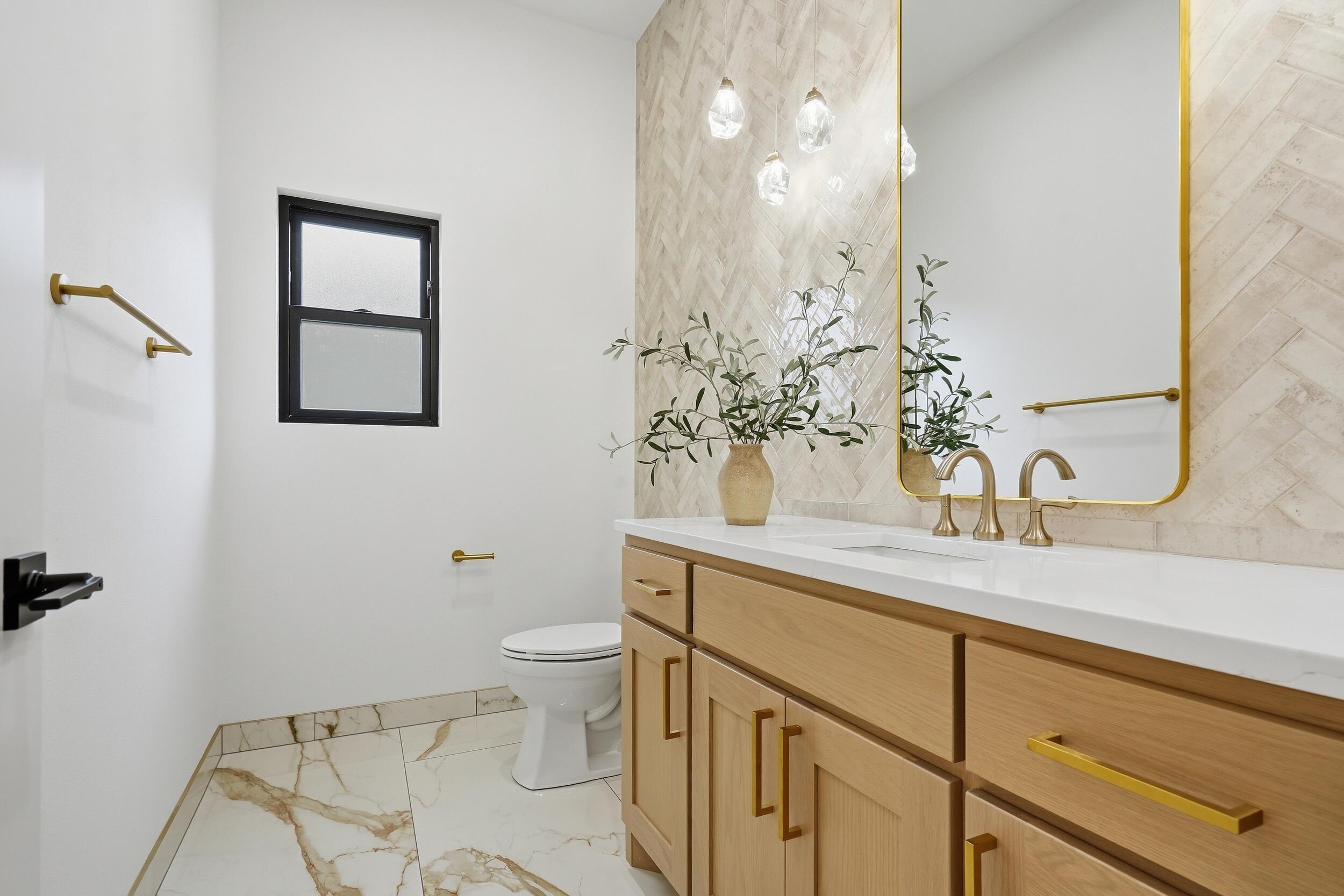 2054 North Silver Charm Avenue Property Photo 25