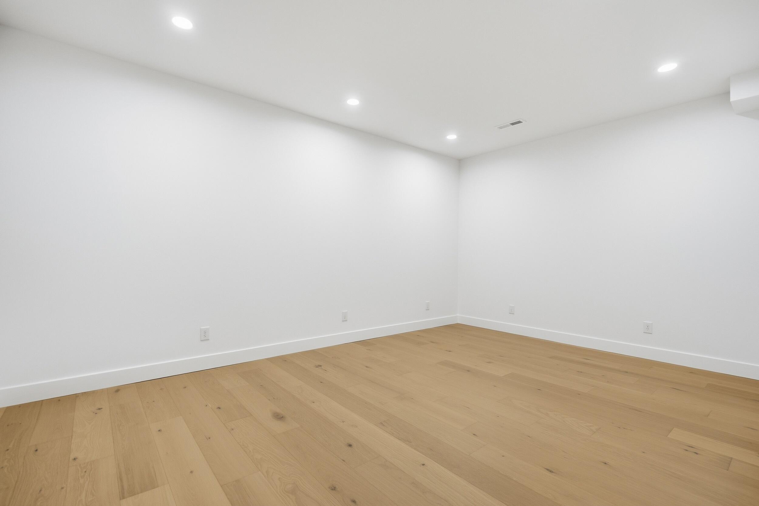 2054 North Silver Charm Avenue Property Photo 31