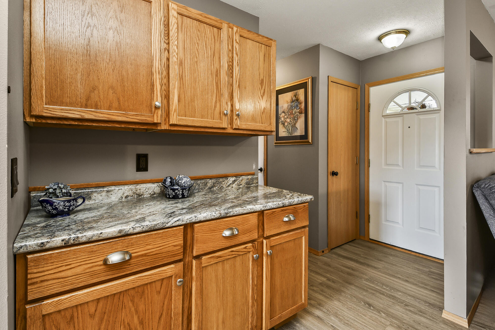 526 North Taylor Drive Property Photo 19
