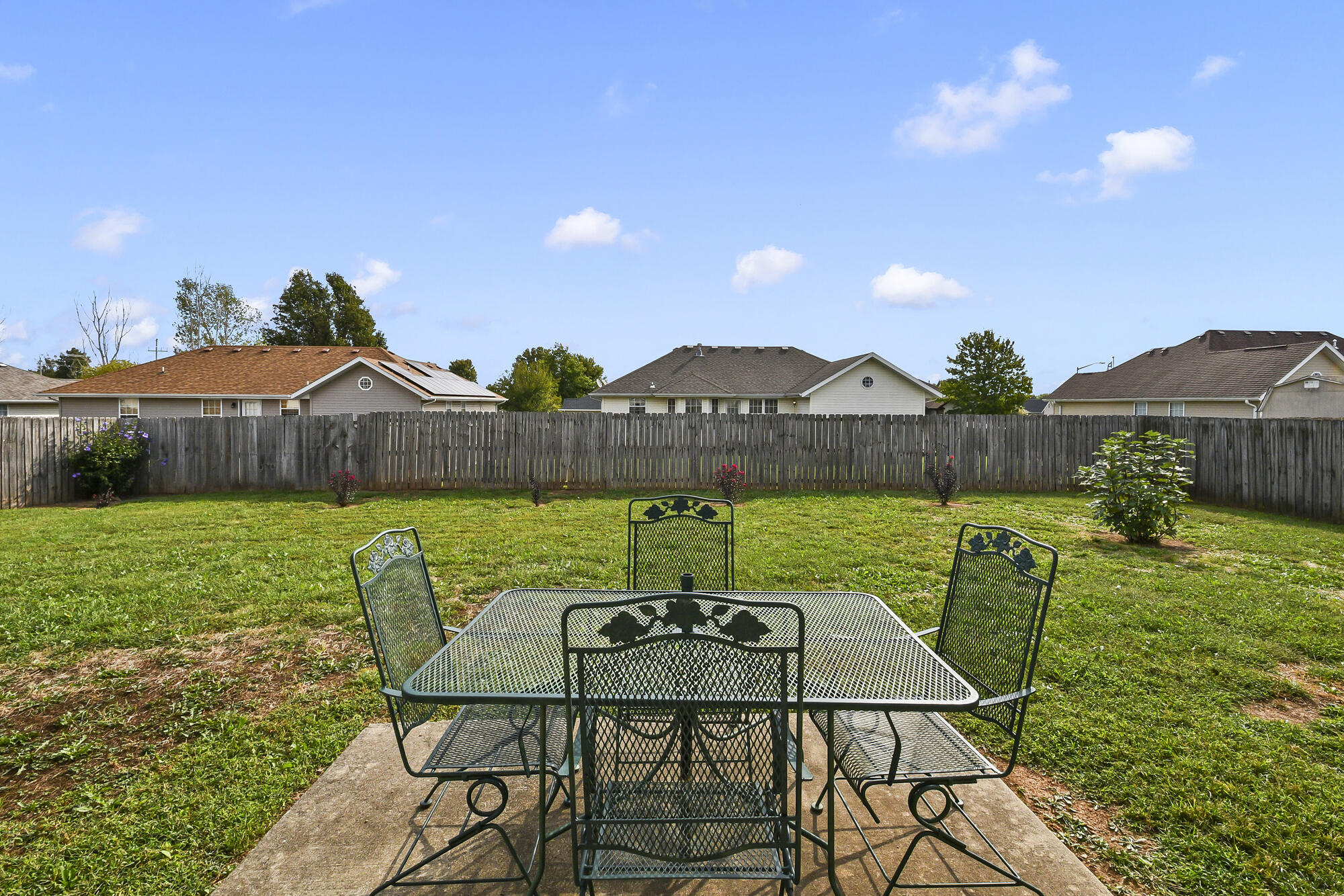 526 North Taylor Drive Property Photo 38