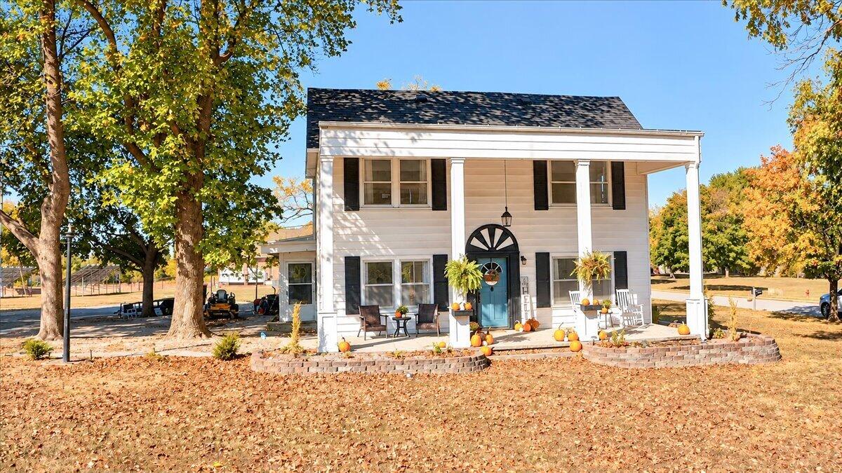 1115 South Locust Street Property Photo 43