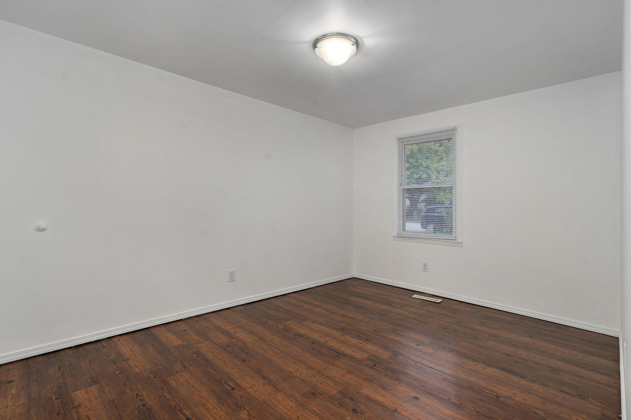 2653 West Blackburn Drive Property Photo 17