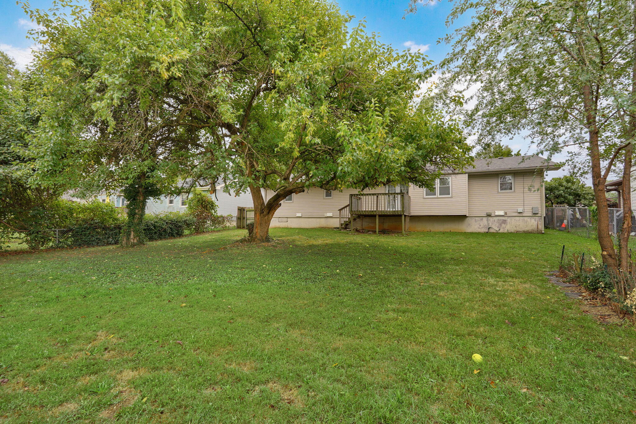 2653 West Blackburn Drive Property Photo 24