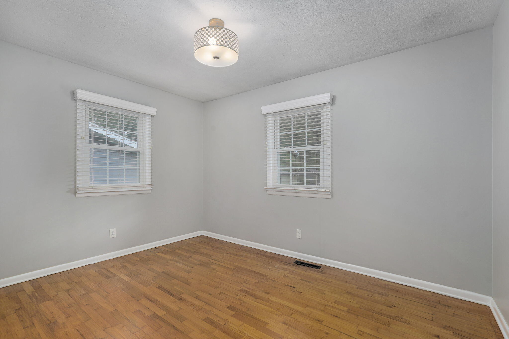3544 South Franklin Avenue Property Photo 14