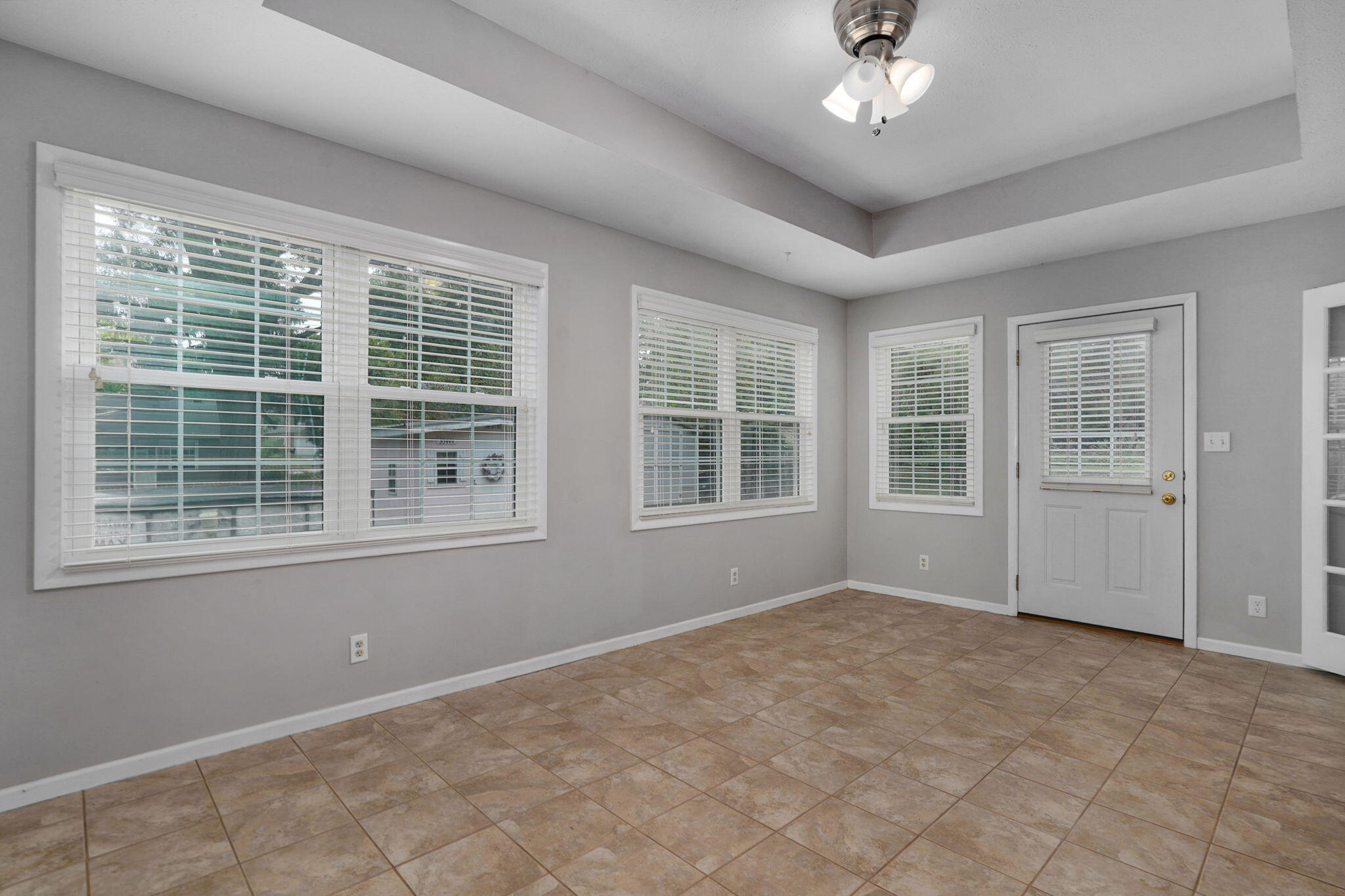 3544 South Franklin Avenue Property Photo 18