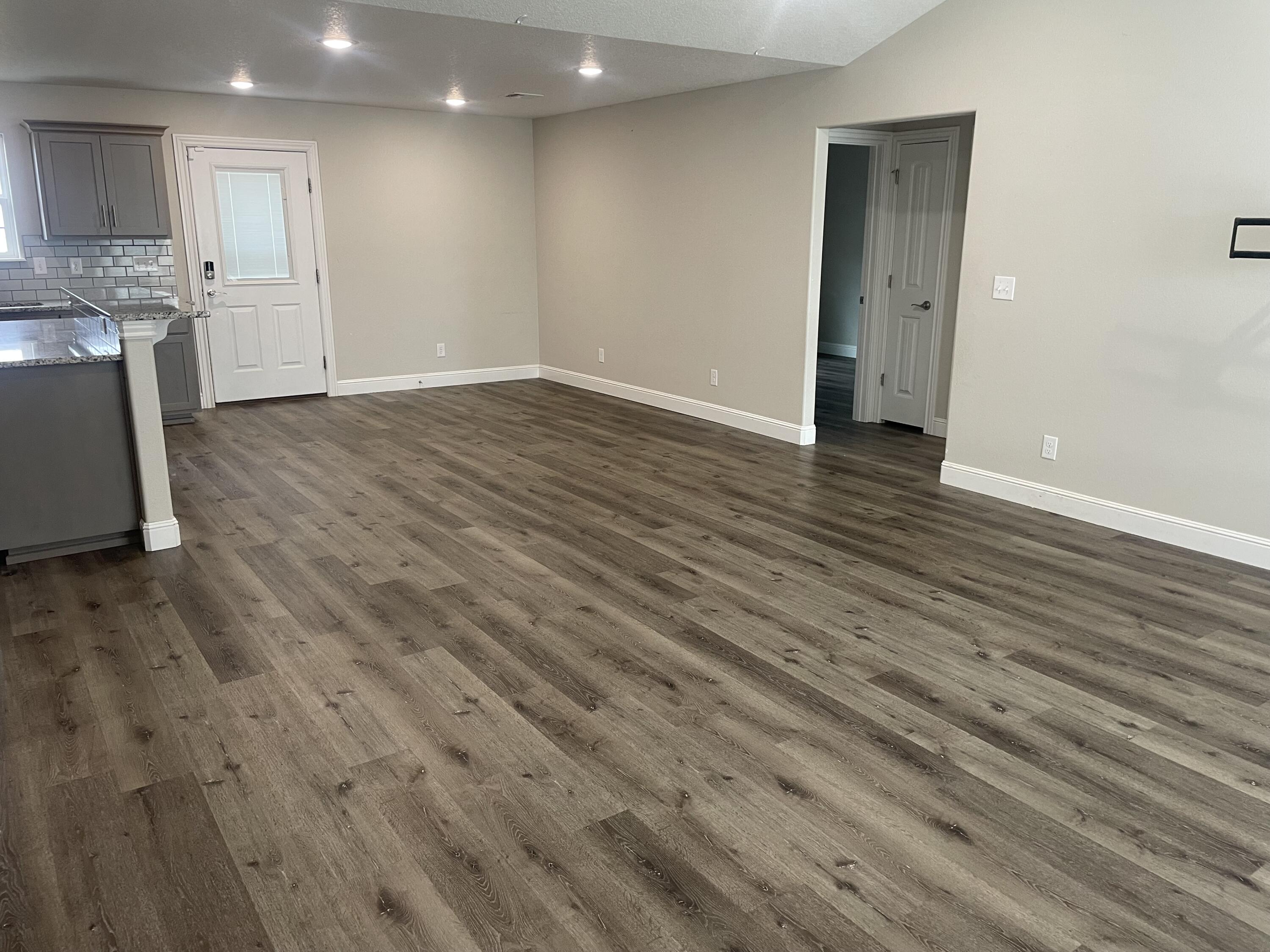 1106 Aundria Avenue Property Photo 9