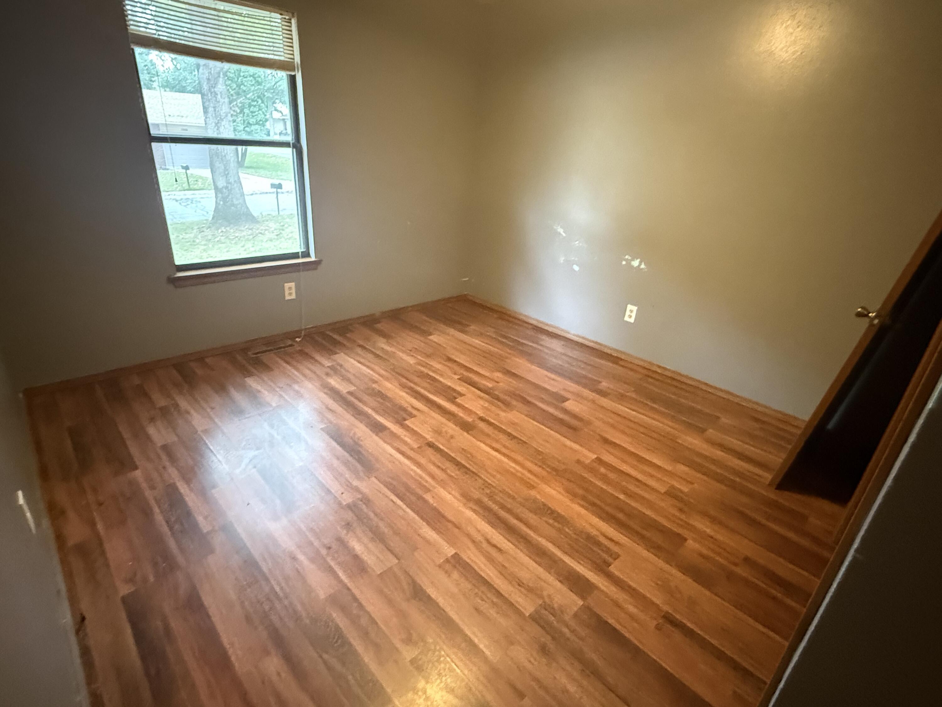 1001 North 13th Avenue Property Photo 10