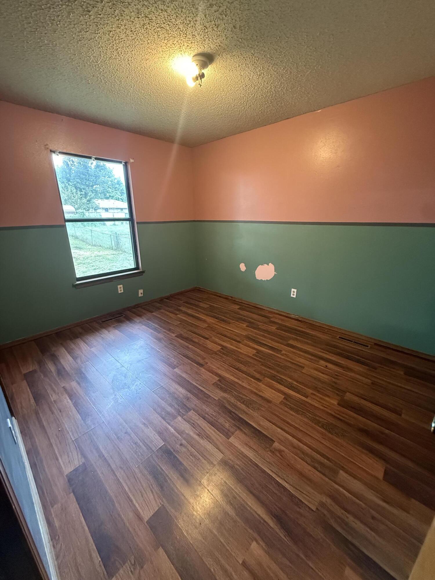 1001 North 13th Avenue Property Photo 14