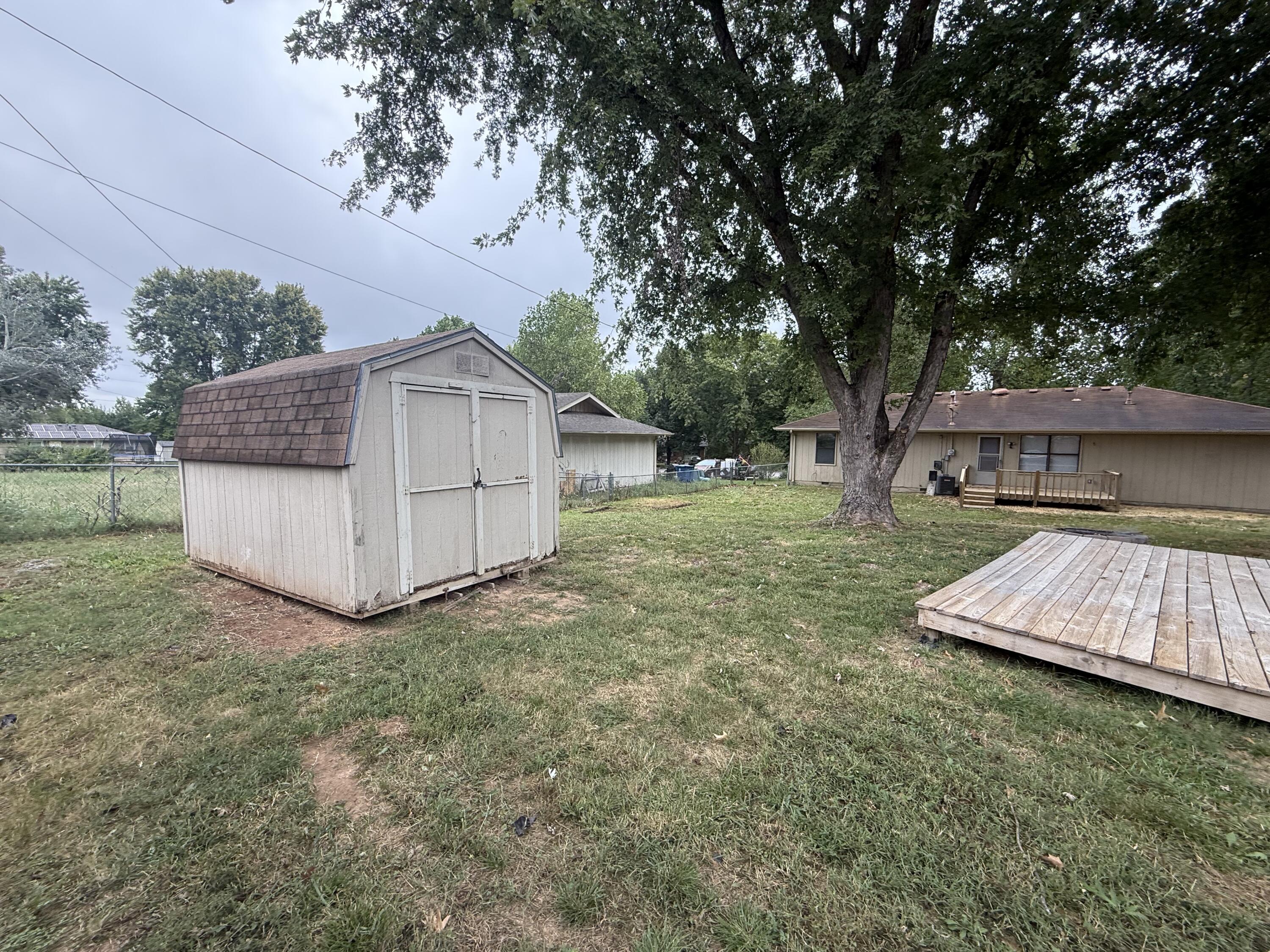 1001 North 13th Avenue Property Photo 20