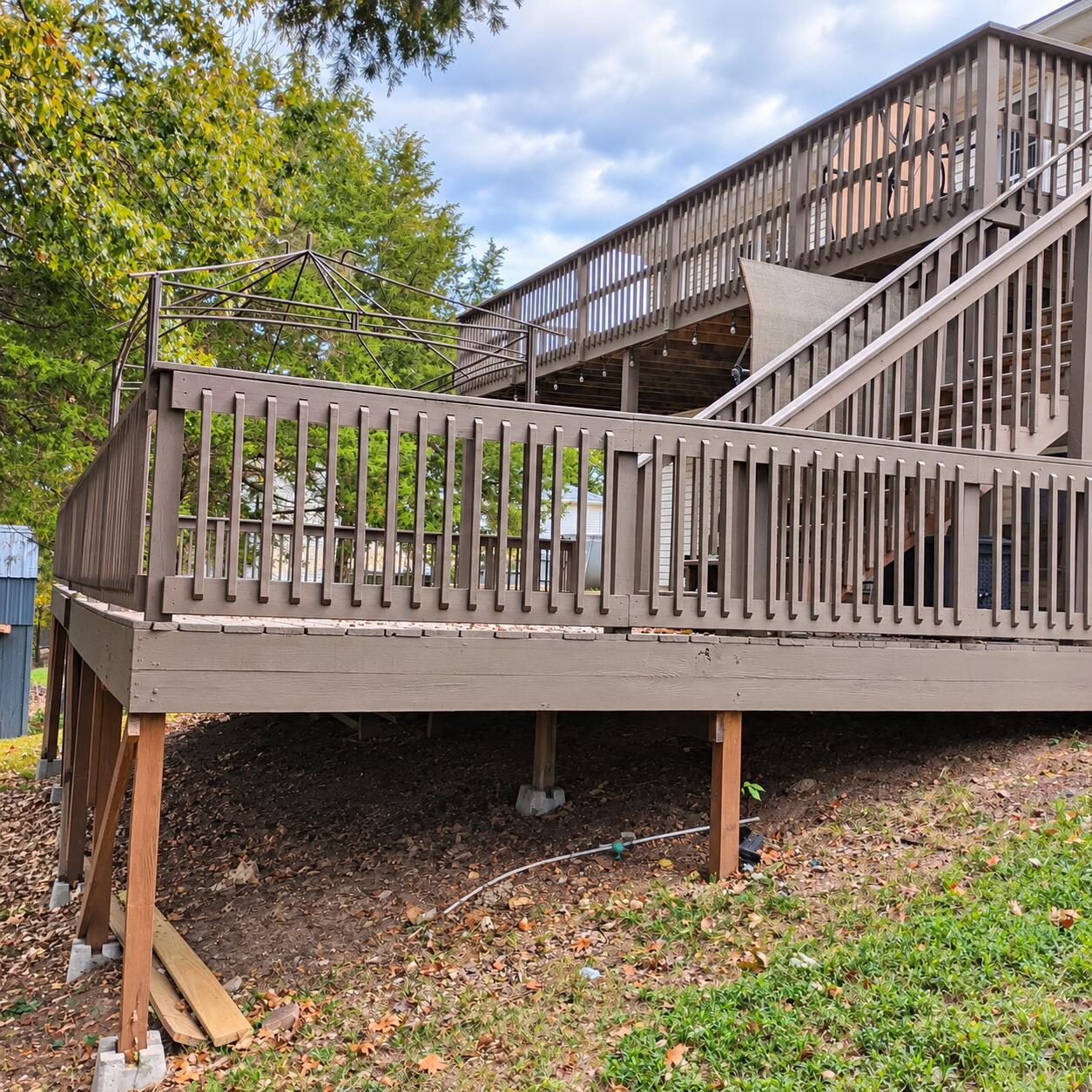 305 Meadow North Property Photo 13
