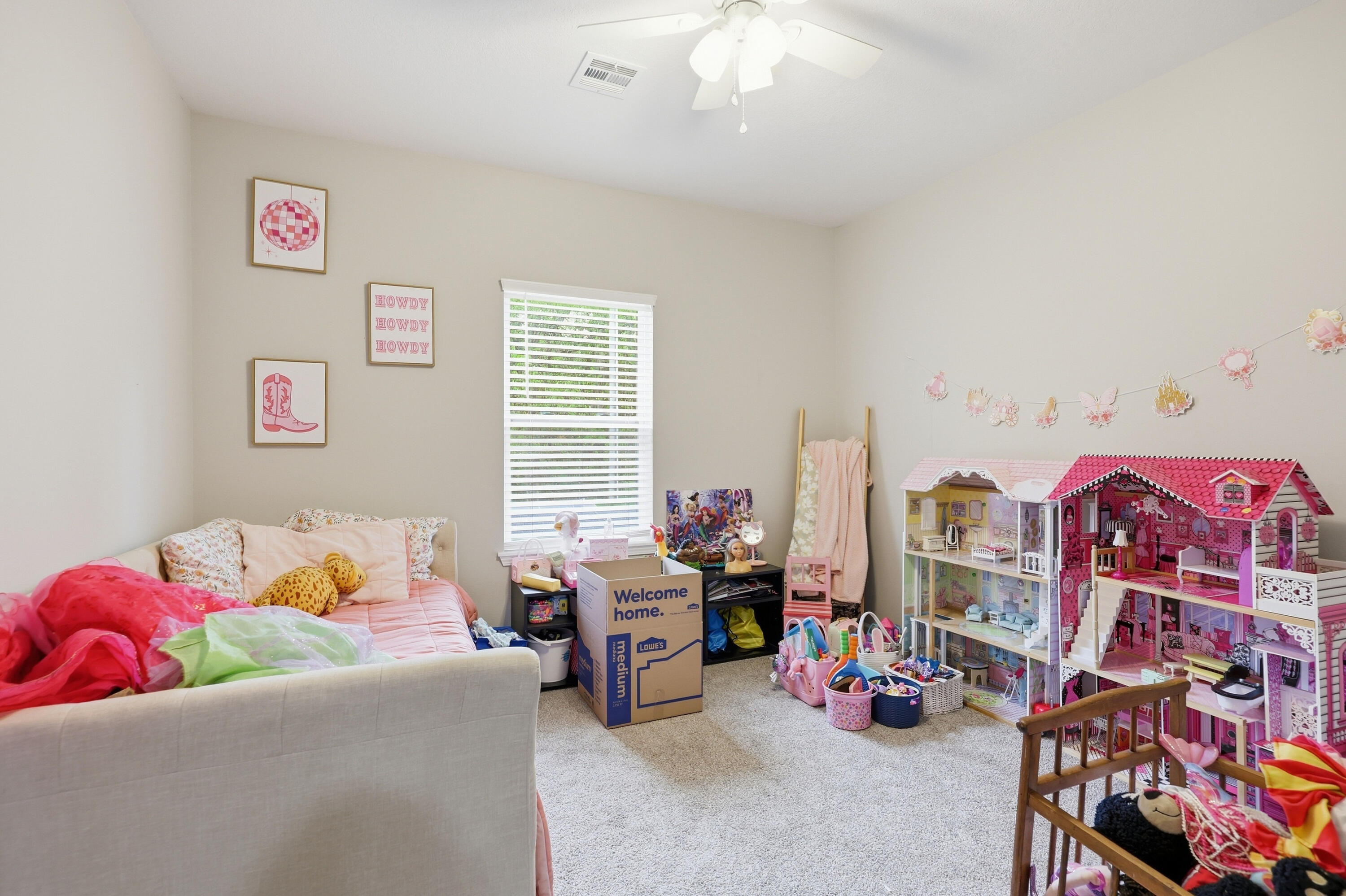13651 Pella Lane Property Photo 17