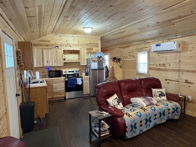 17330 Lawrence 2240 Property Photo 6