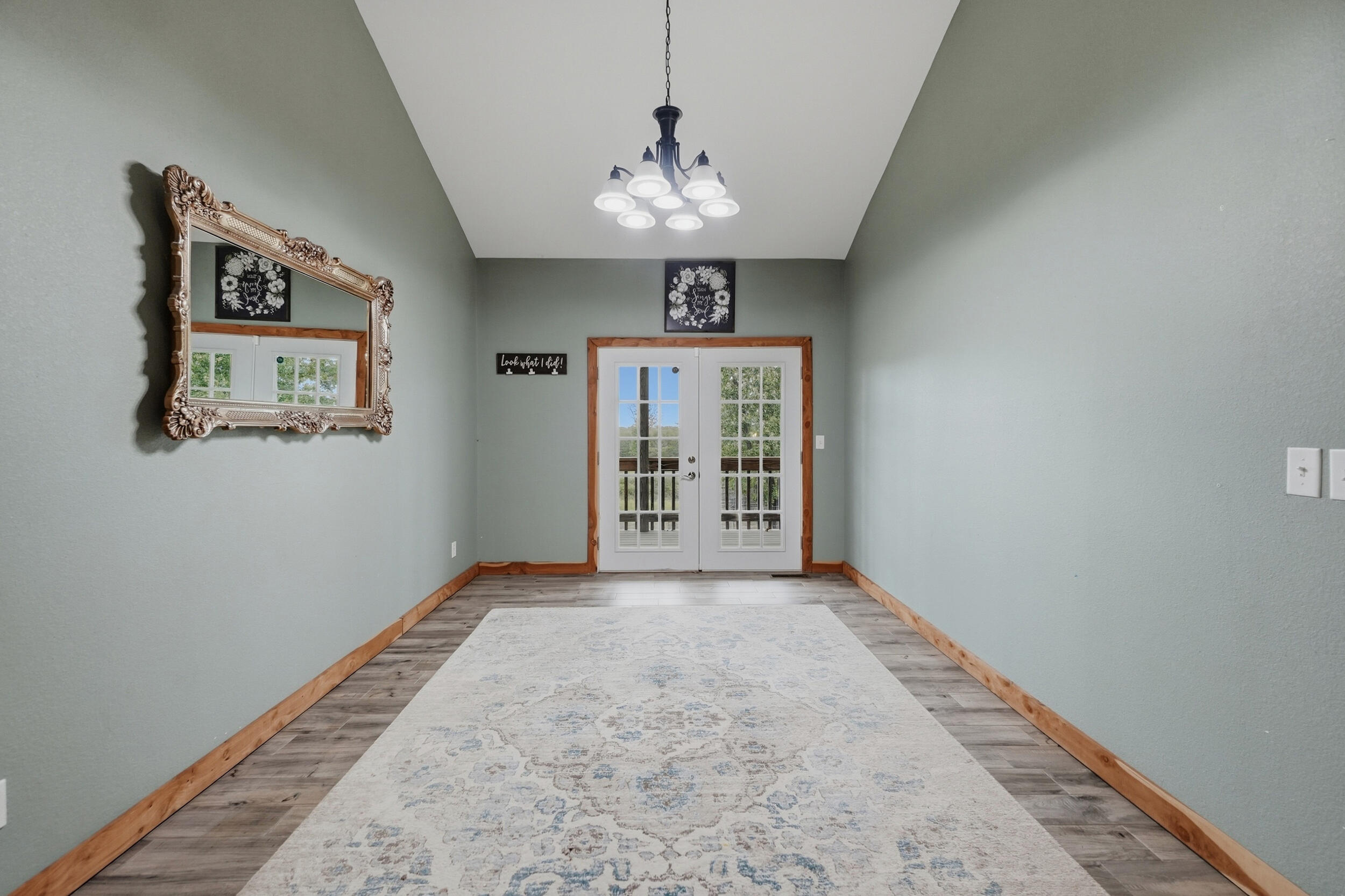 28559 Farm Road 1190 Property Photo 14