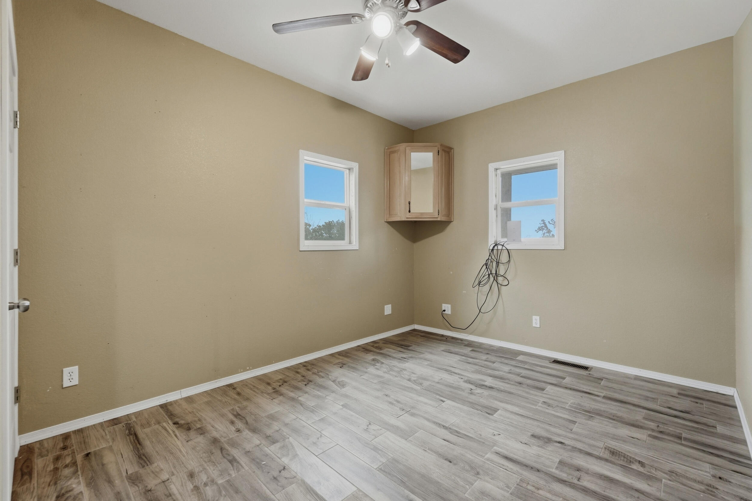 28559 Farm Road 1190 Property Photo 22