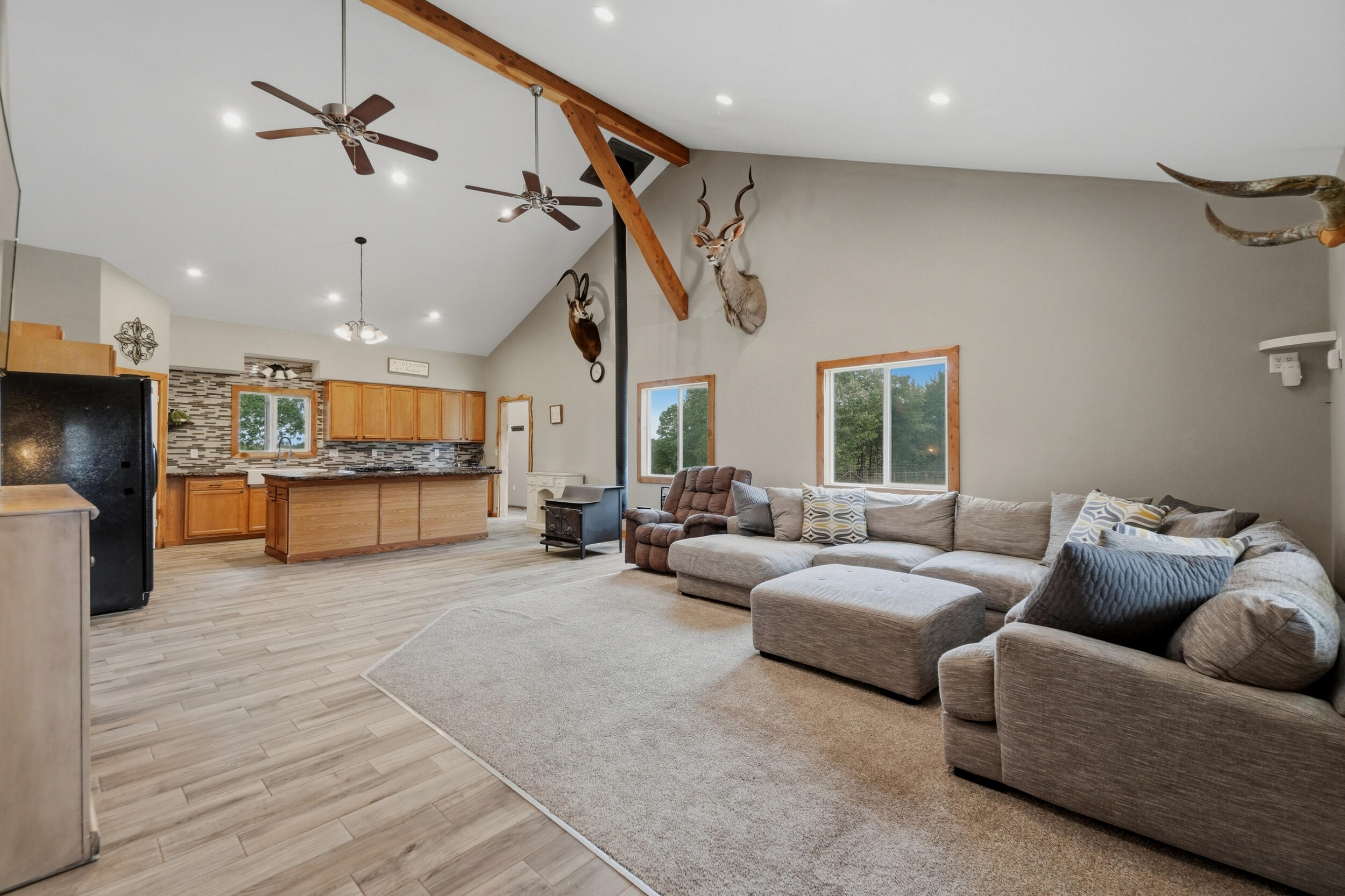28559 Farm Road 1190 Property Photo 5