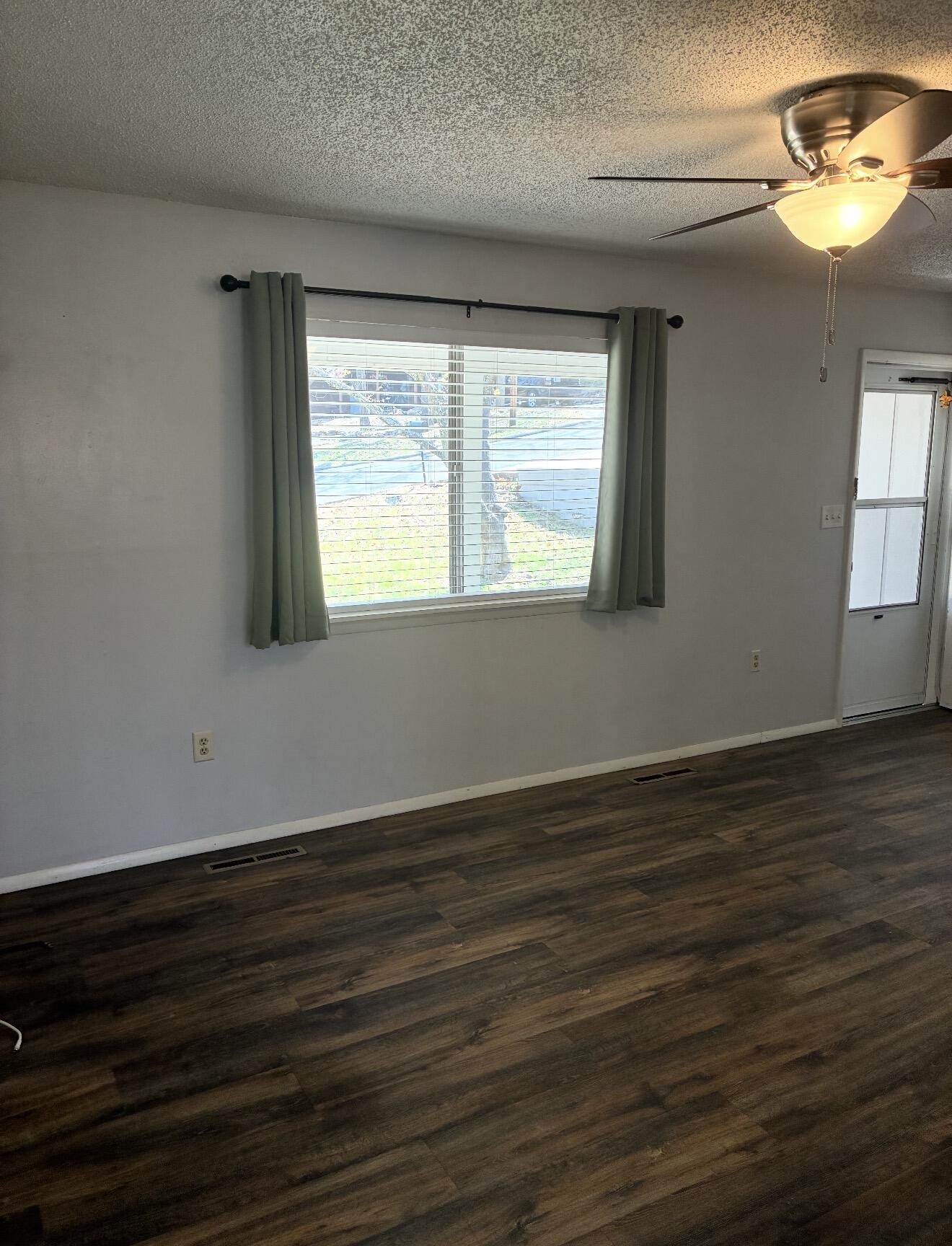 407 Doctor Good Drive 409 Property Photo 5