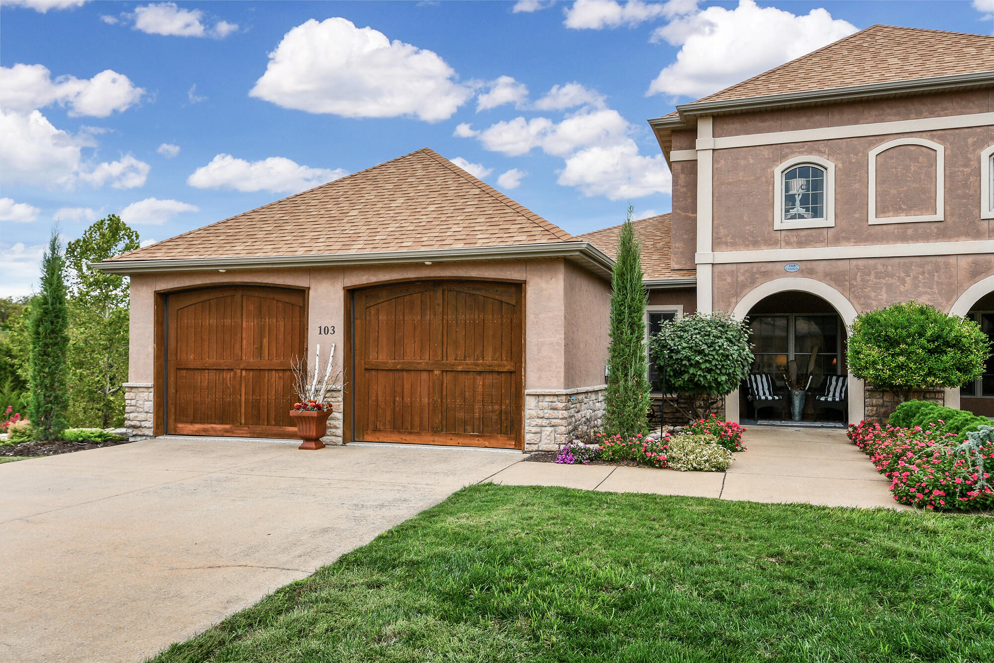 103 North Tuscany Drive Property Photo 2