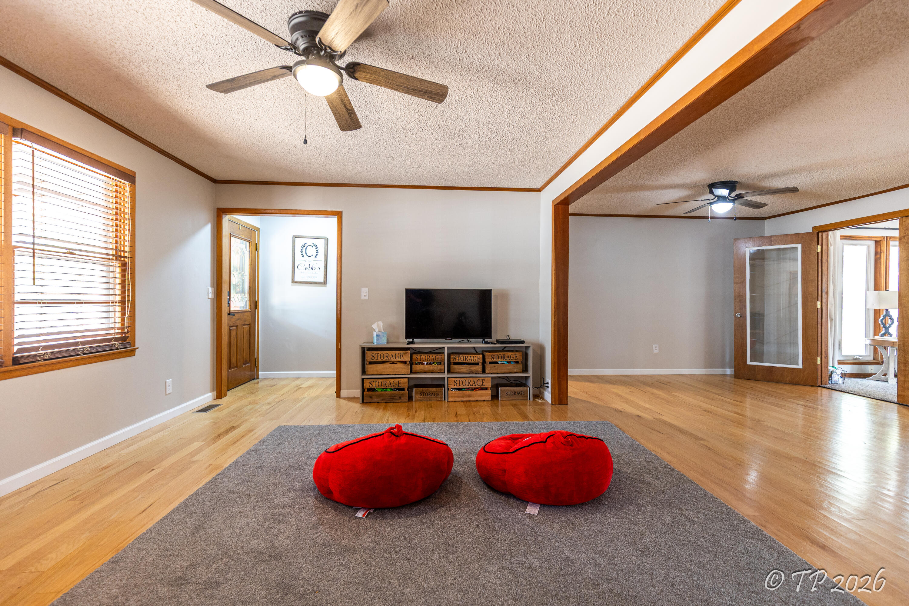 2816 Burke Avenue Property Photo 6