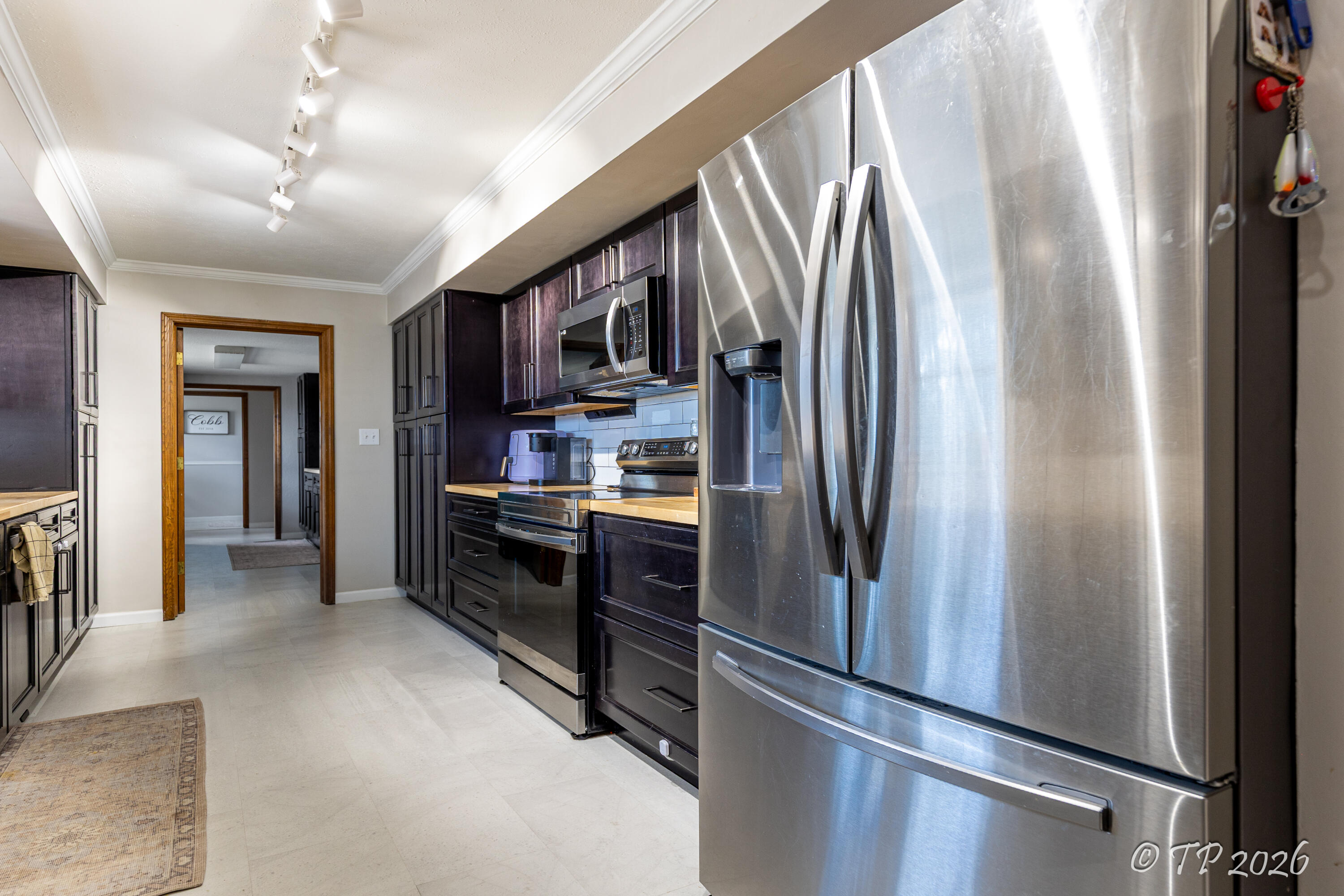 2816 Burke Avenue Property Photo 12
