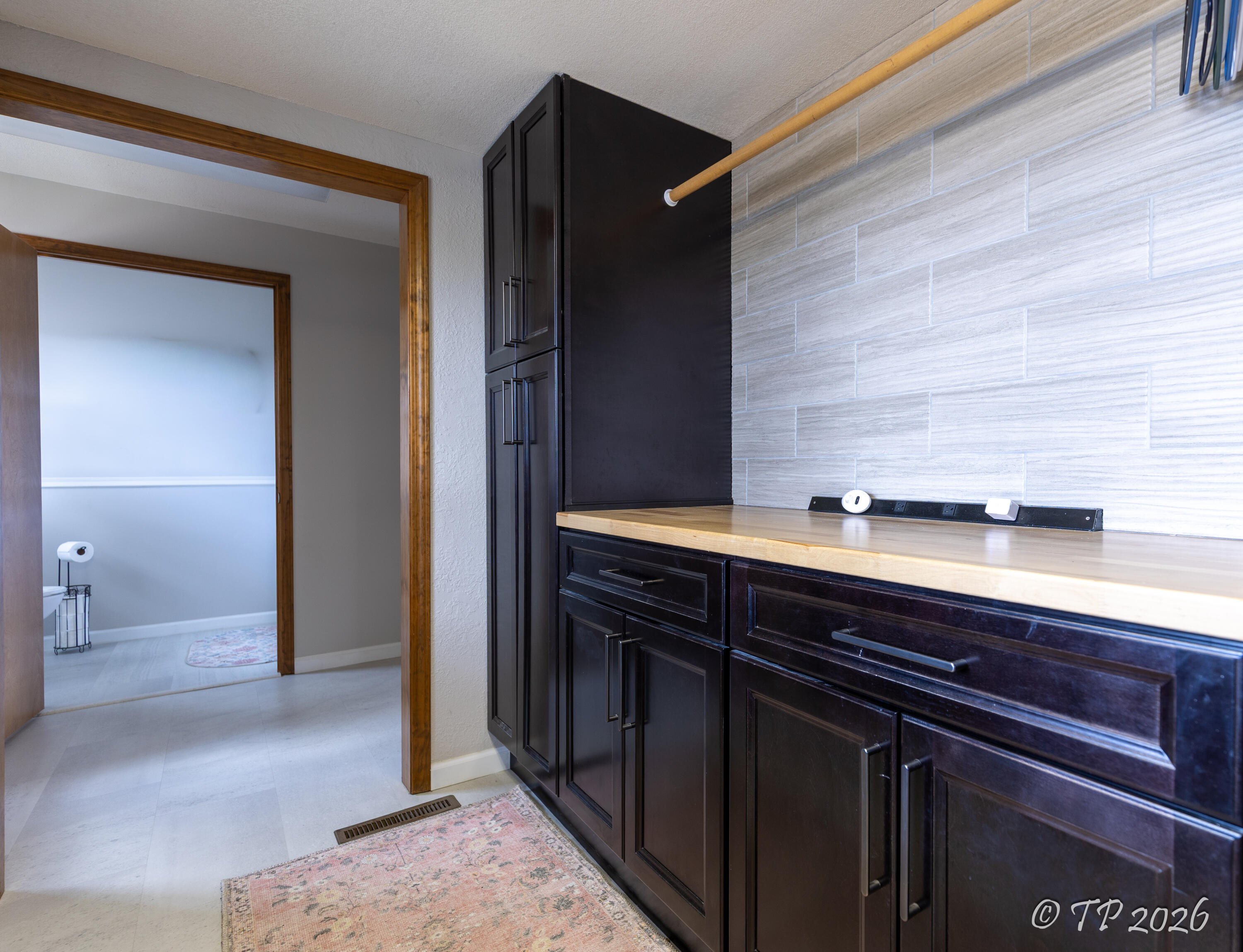 2816 Burke Avenue Property Photo 14