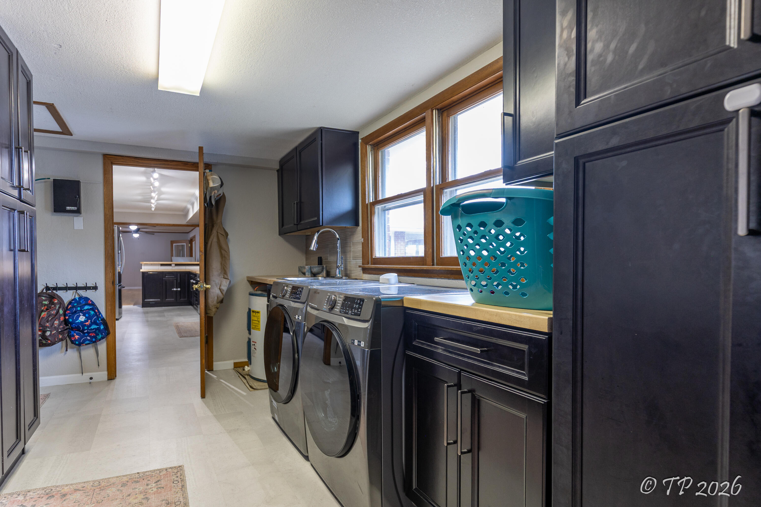 2816 Burke Avenue Property Photo 15