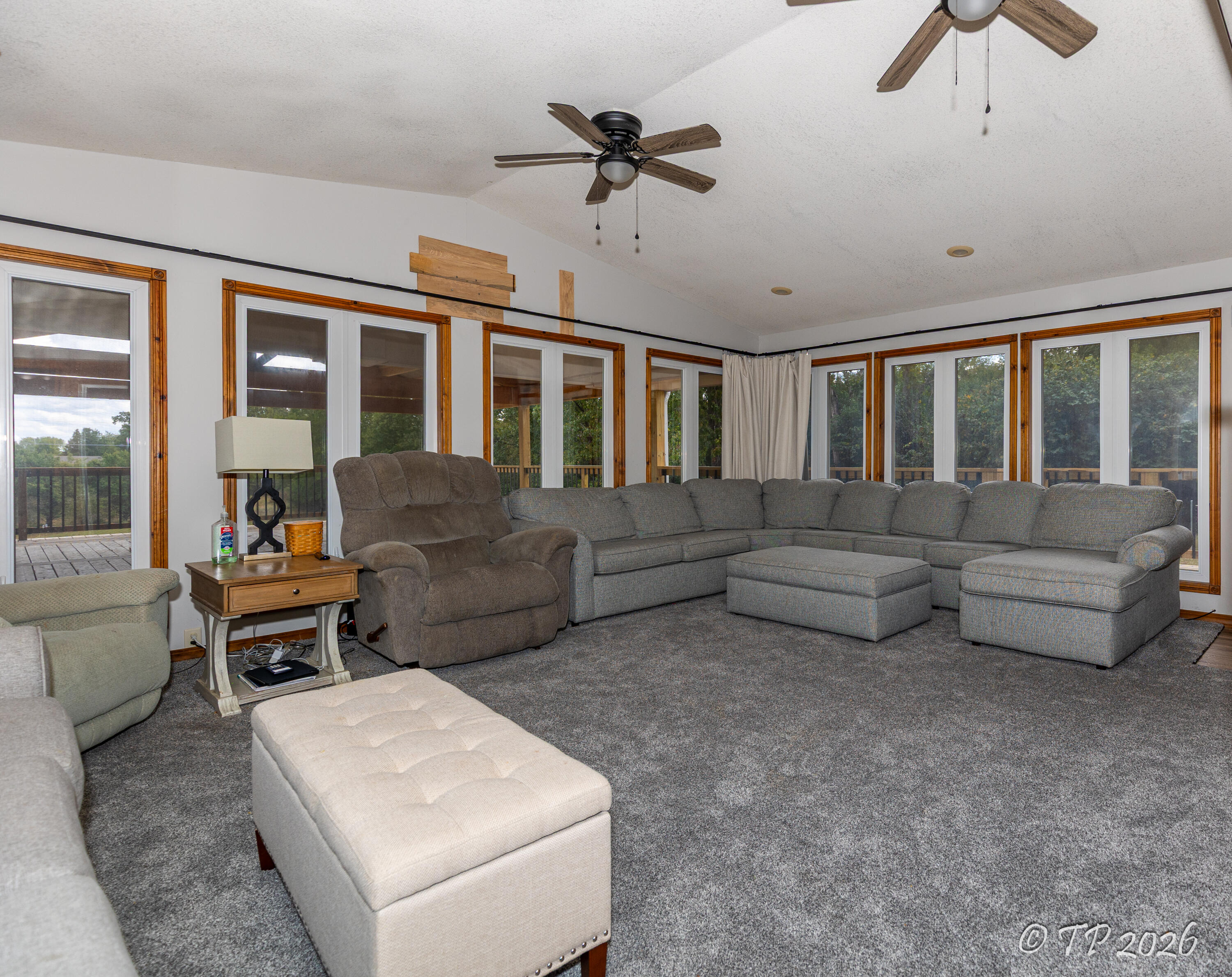 2816 Burke Avenue Property Photo 16