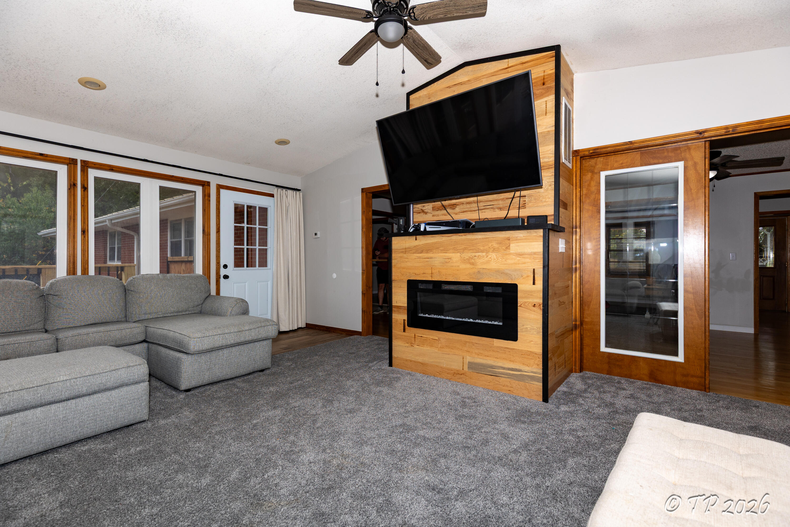 2816 Burke Avenue Property Photo 17
