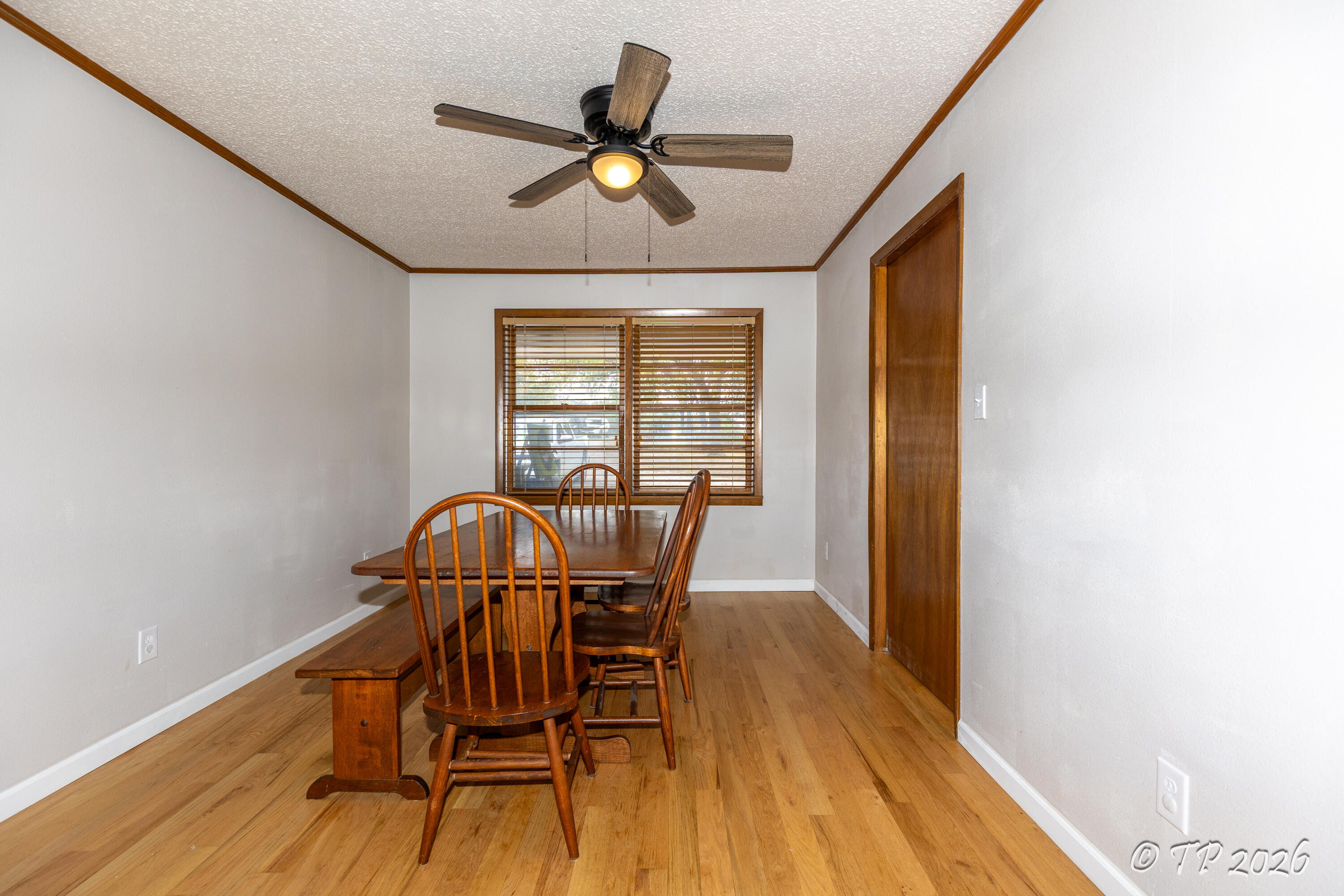 2816 Burke Avenue Property Photo 20