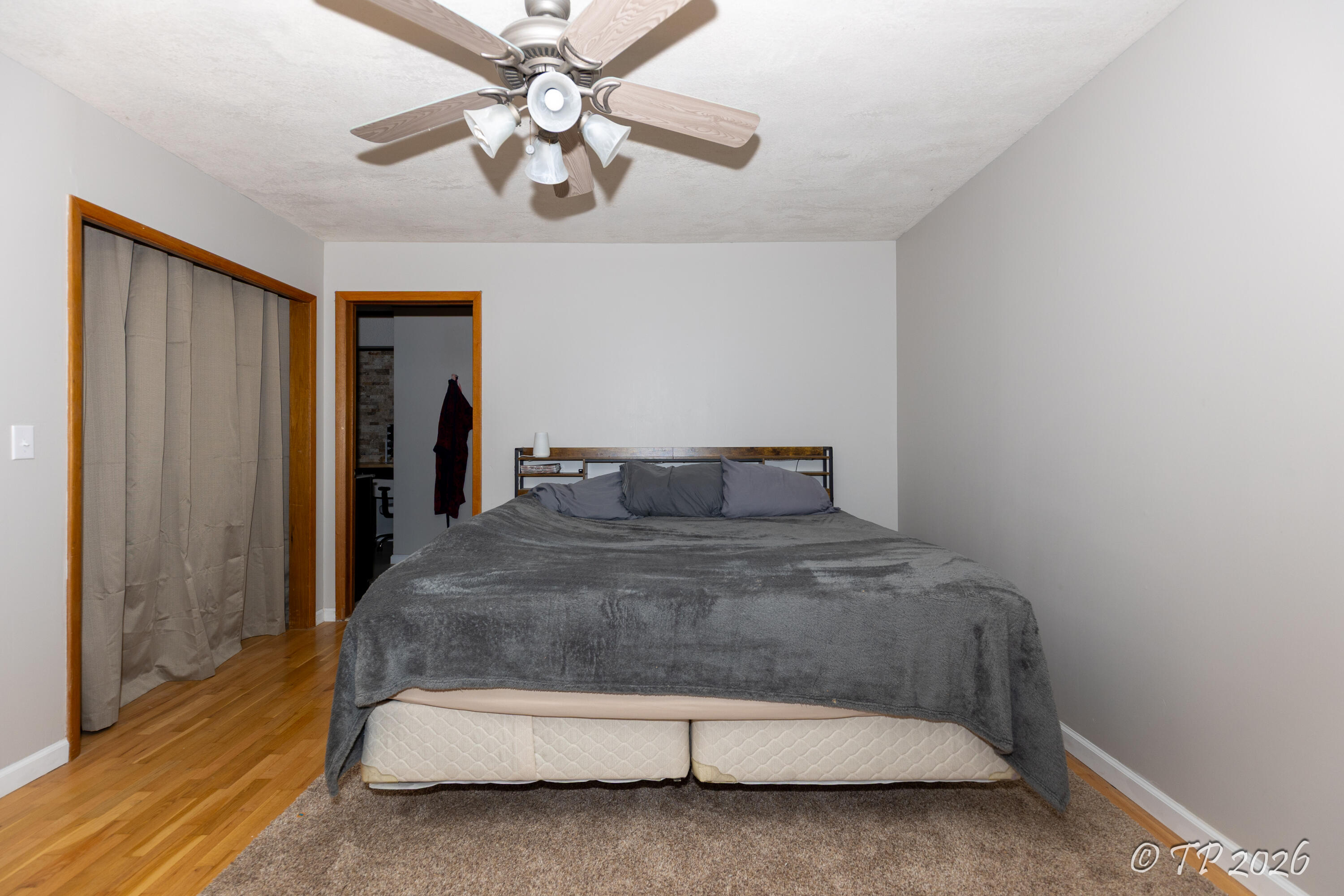 2816 Burke Avenue Property Photo 21