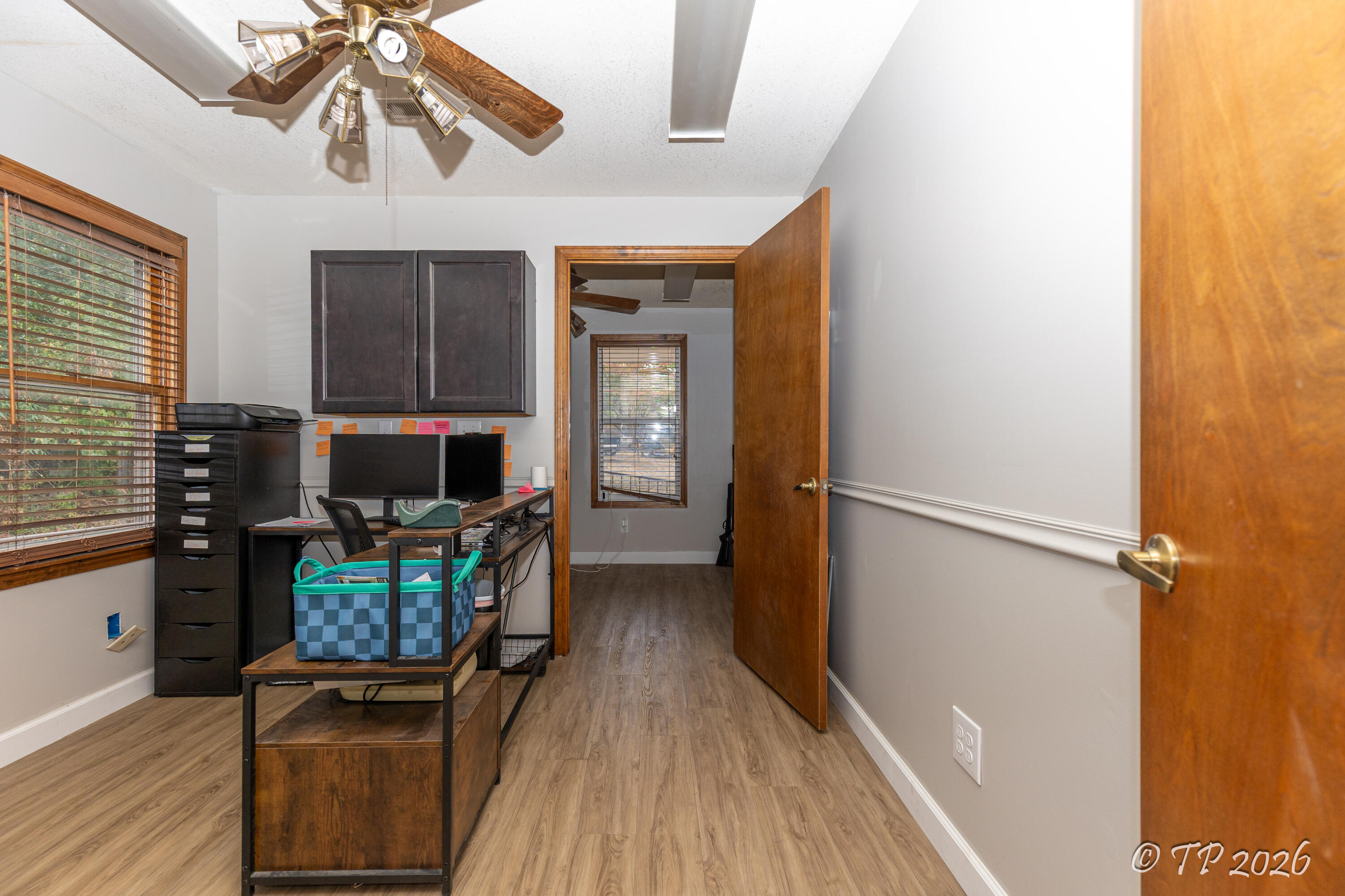 2816 Burke Avenue Property Photo 29