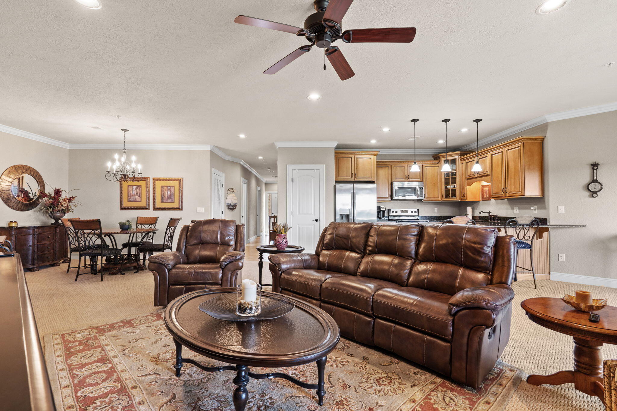 130 Royal Vista Drive 605 Property Photo 20