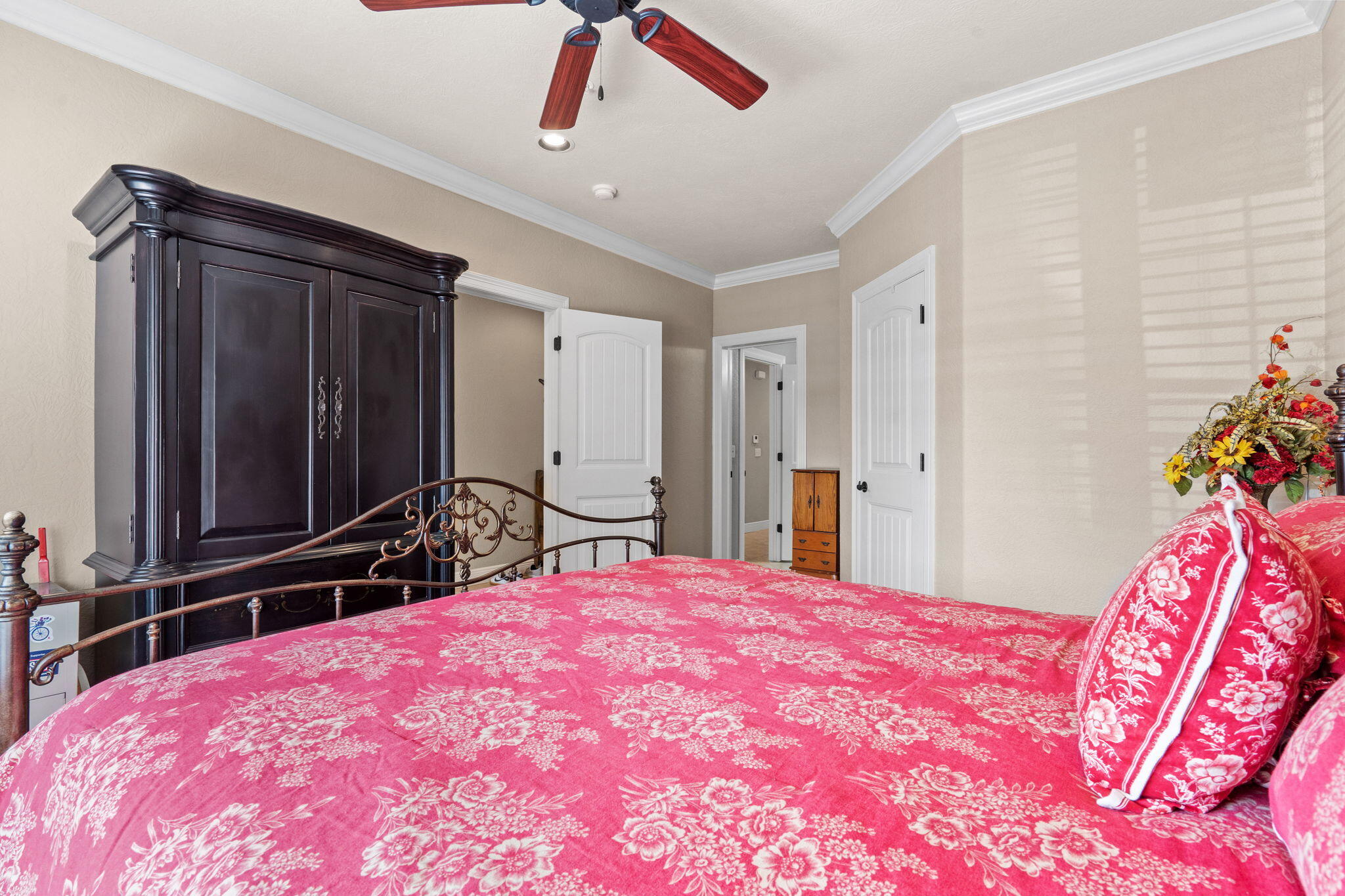 130 Royal Vista Drive 605 Property Photo 43