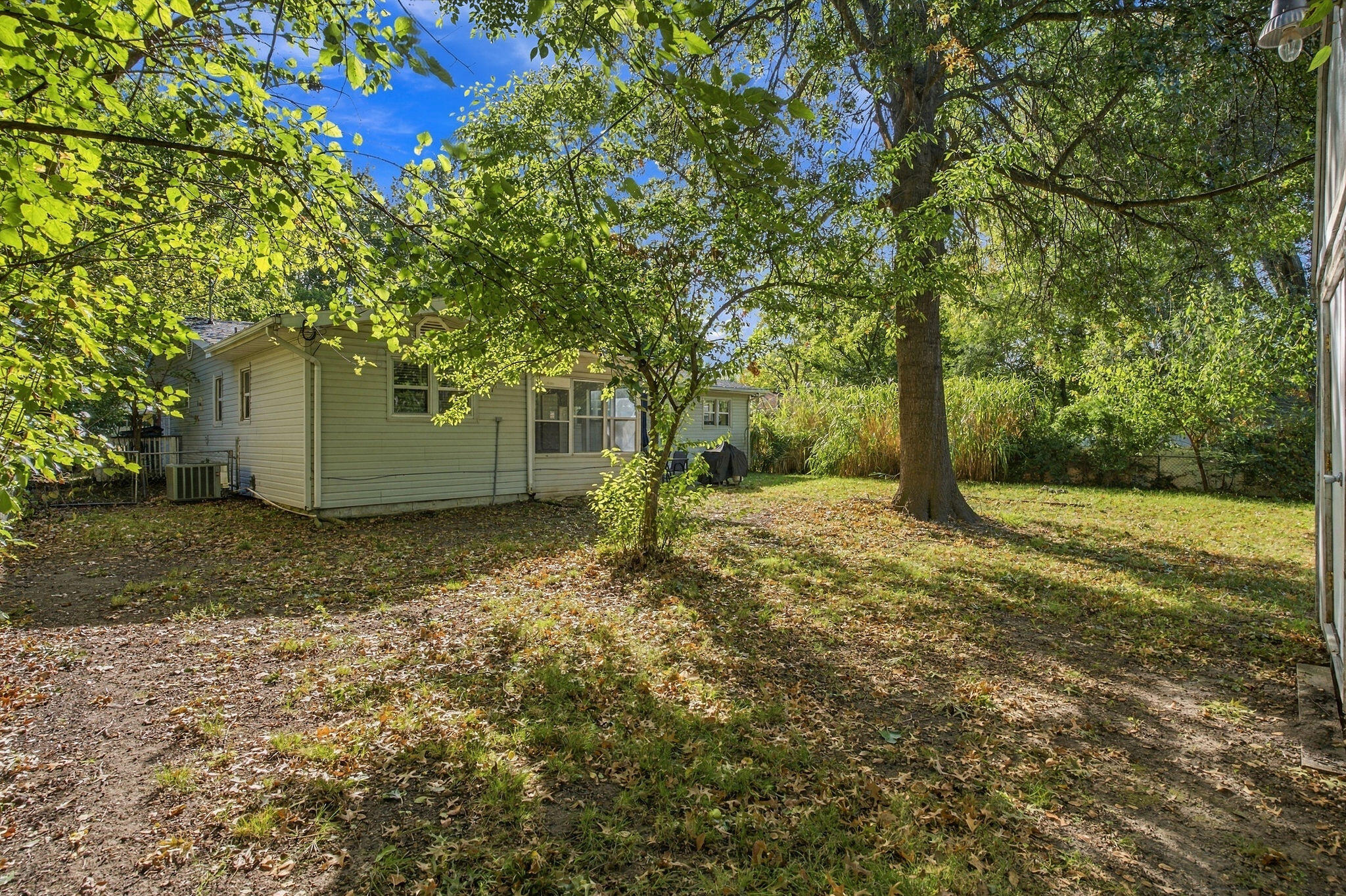 617 North Elmwood Avenue Property Photo 29