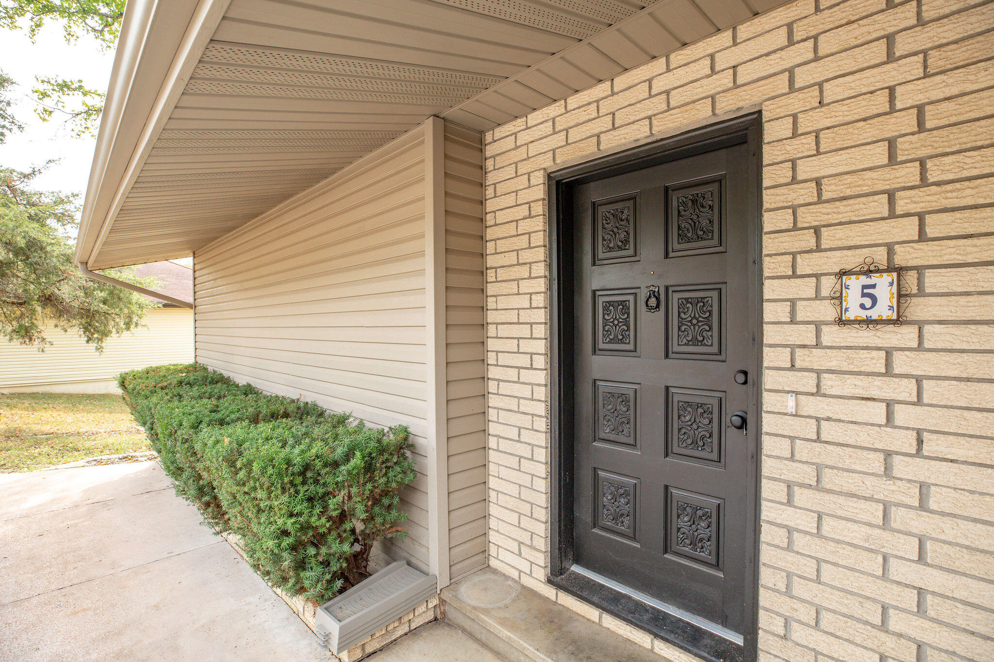 5 Woodland Avenue Property Photo 3