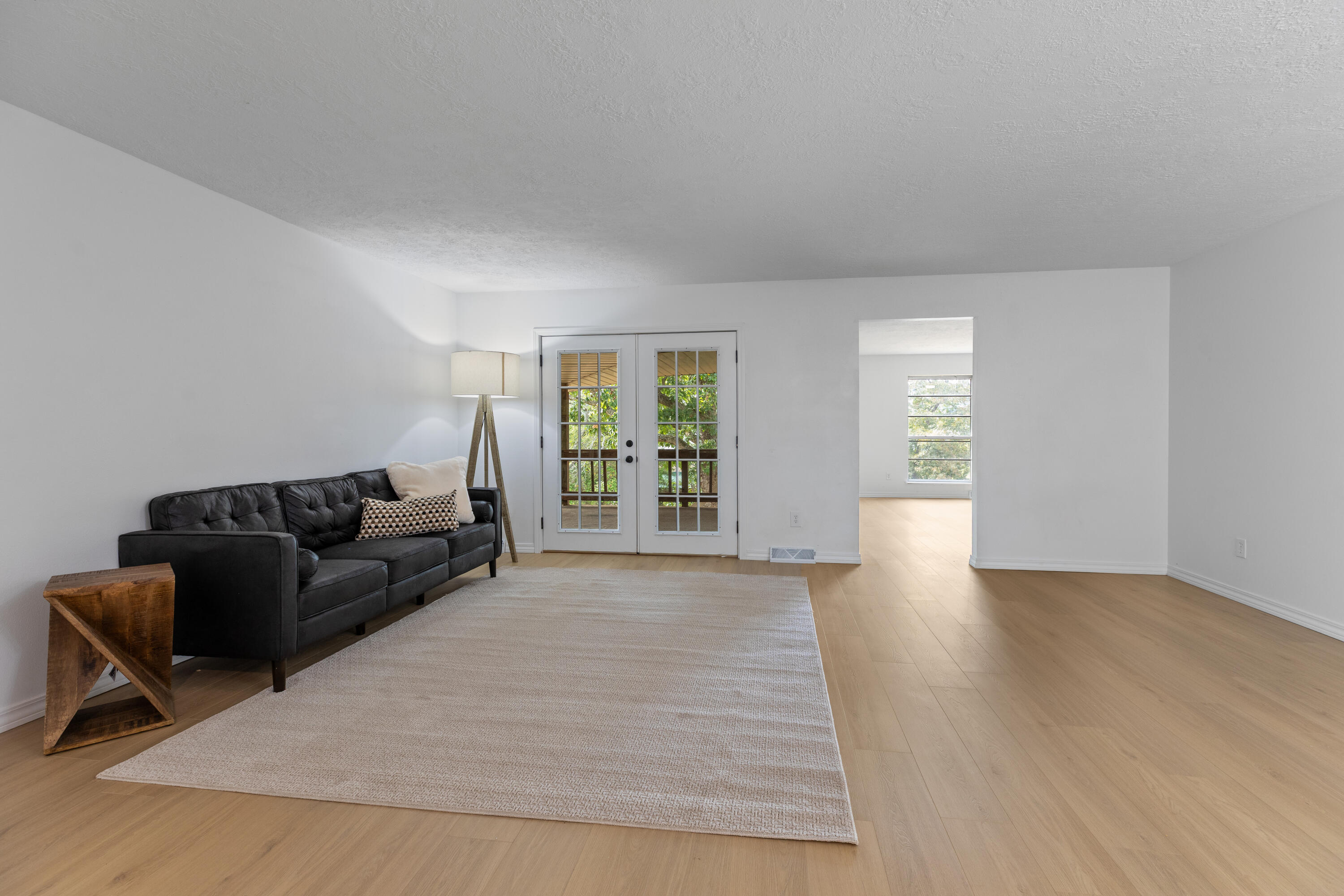 5 Woodland Avenue Property Photo 4